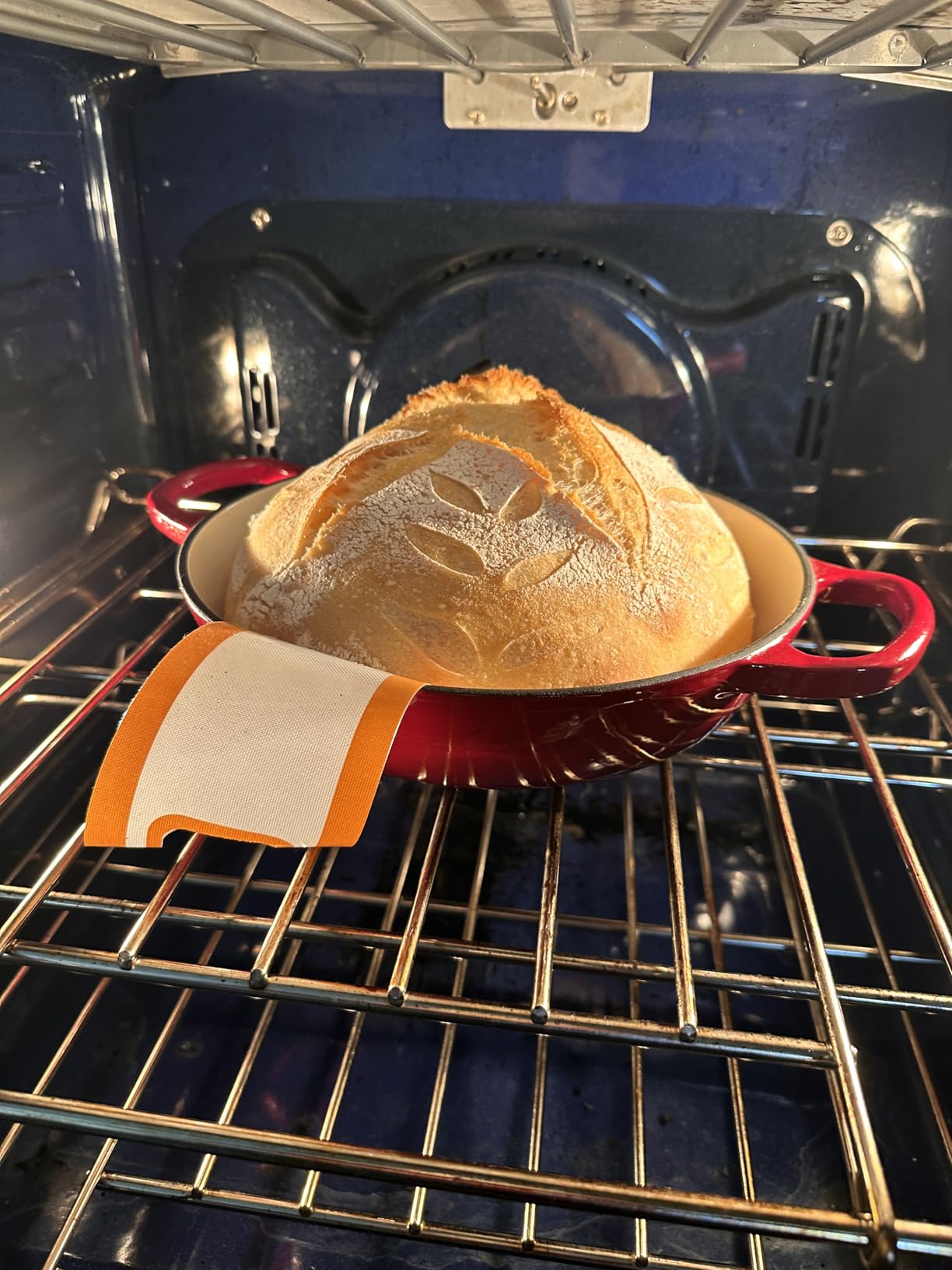 AHJ 6QT Dutch Oven For Bread Baking, Enameled Cast Iron Dutch Oven Pot with Lid, Multi-Functional Bread pan, Sourdough Baking Supplies with Proofing Basket, Cast Iron Bread Oven, Silicone Sling & Gloves customer photo 2