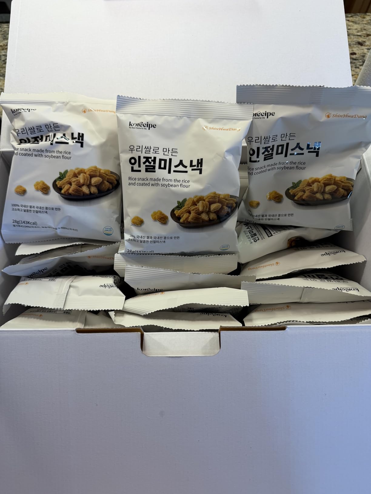 Korean Food Shinwhadang Injeolmi Rice Snack, Soybean Coating, 0.99 oz* 18Pk | Crispy Korean sweet rice snack coated with roasted soybean powder in 18 individual packs customer photo 1