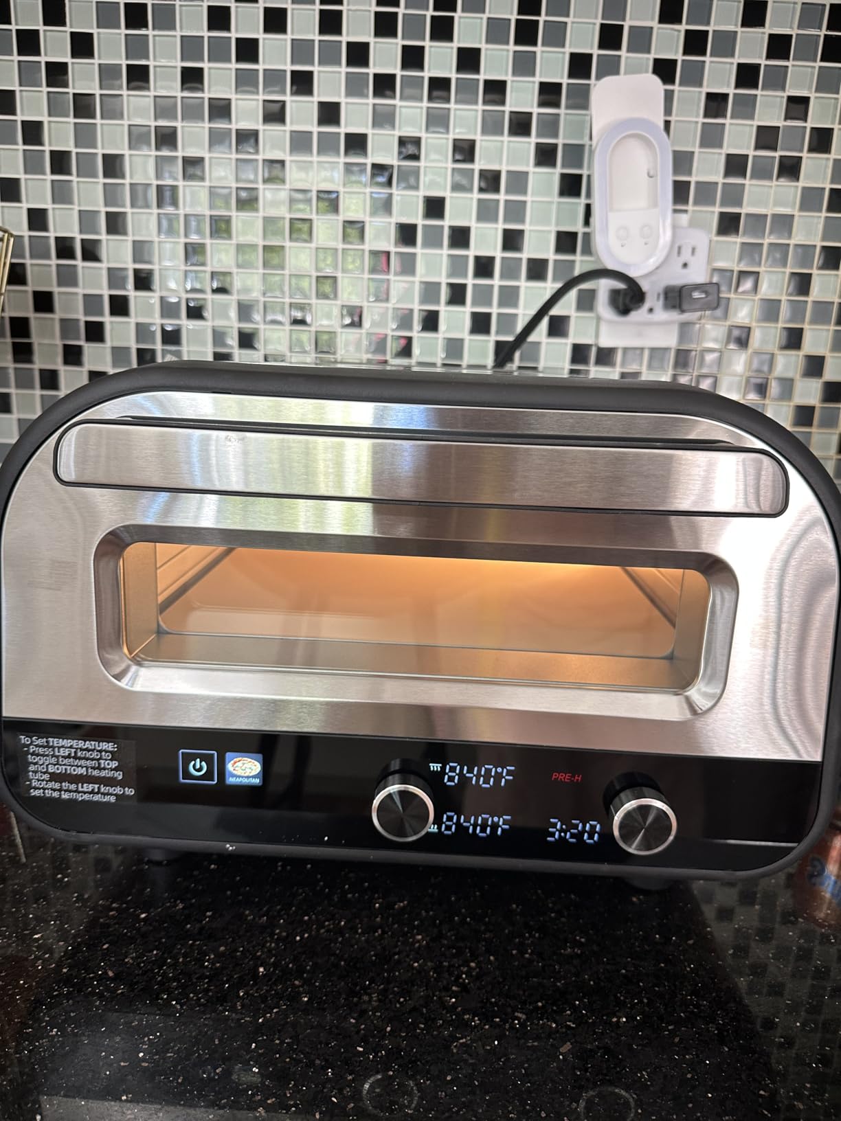 AMZCHEF Indoor Electric Pizza Oven 12-Inch Countertop 840°F Preset/Manual customer photo 2