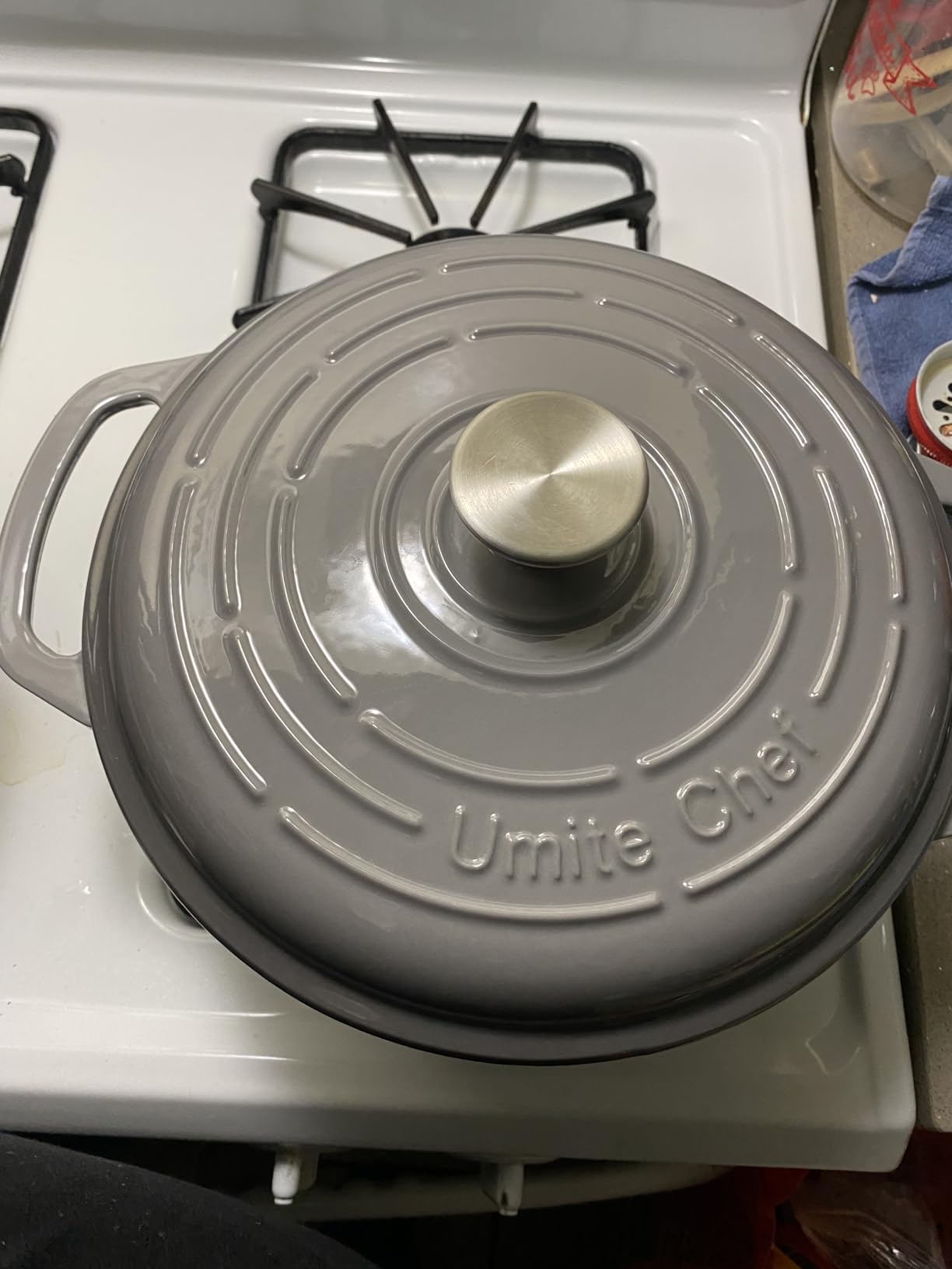 Enameled Cast Iron Dutch Oven - Umite Chef 6QT Pot with Lid & Cotton Potholders - Dual Handles - Versatile Heavy Duty Cookware for Bread Baking, Braising, Stews, Roasting (Grey) customer photo 1