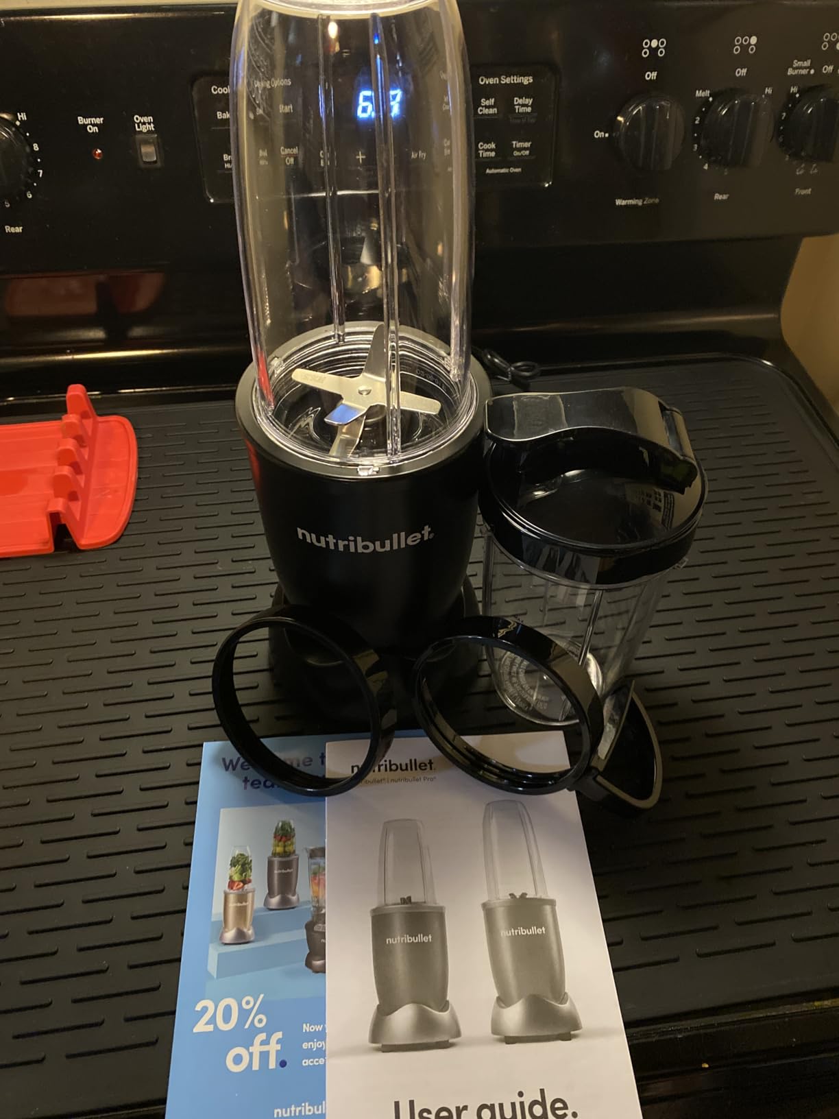 nutribullet Pro Personal Blender, Shakes, Smoothies, Food Prep, and Frozen Blending, 32 Ounce Cup, 24 Ounce Cup, Flip-top Travel Lid, 900 Watt, Matte Linen, NB9-0901LIN customer photo 1