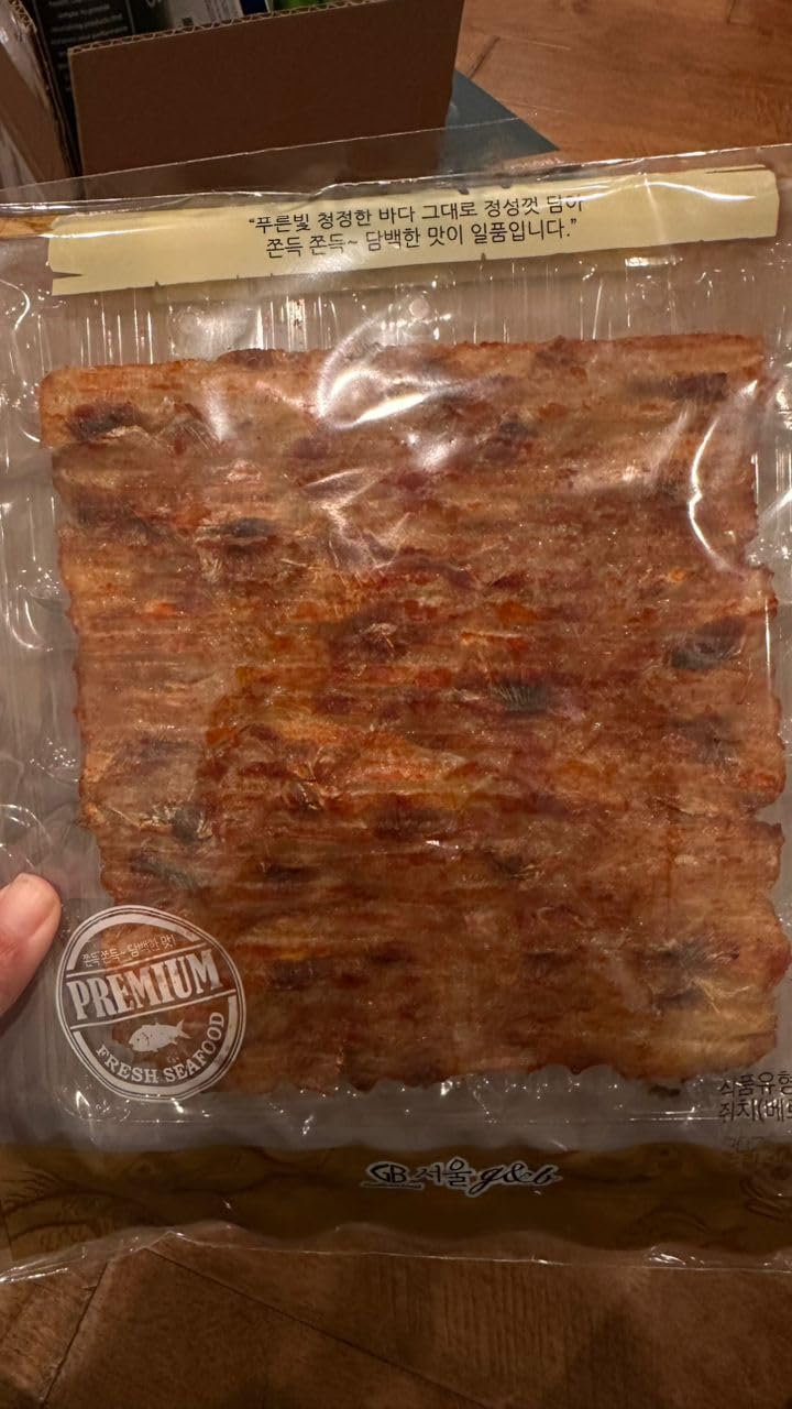 MOHNIC 2 Pack Spicy Fish Jerky, Gochujang Roasted Fish Fillet, Dried Filefish Snack, 2.12 oz Each, Korean BBQ-Style Snacks, Exotic Korean Food, 쥐포 customer photo 1