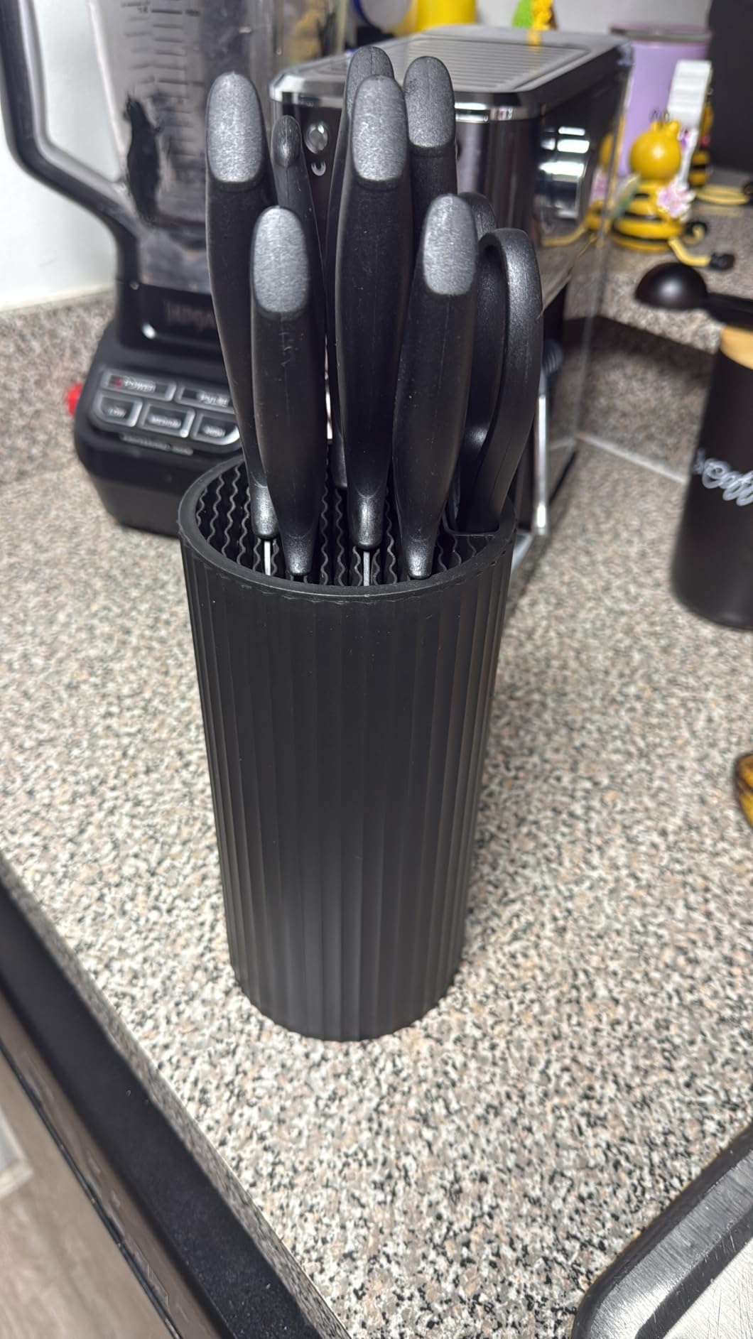 Knife Set, 8-Piece Kitchen Knife Set with Universal Block - Anti-Rust Chef Knives, Ergonomic Design, Dishwasher Safe (Black) customer photo 2