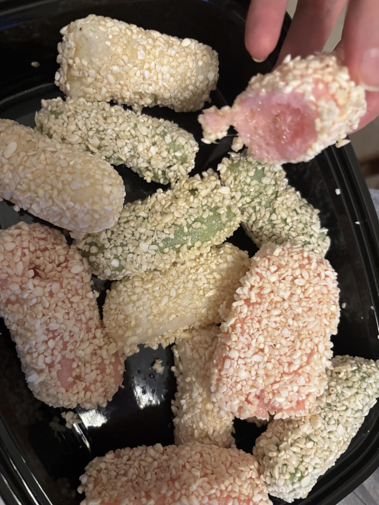 Korean Food Rice Puffs Yugwa, Crispy Sticky Rice Treats, Sweet Bites, 170g | Light and crispy traditional yugwa made from sticky rice, perfect as a sweet Korean dessert snack customer photo 2