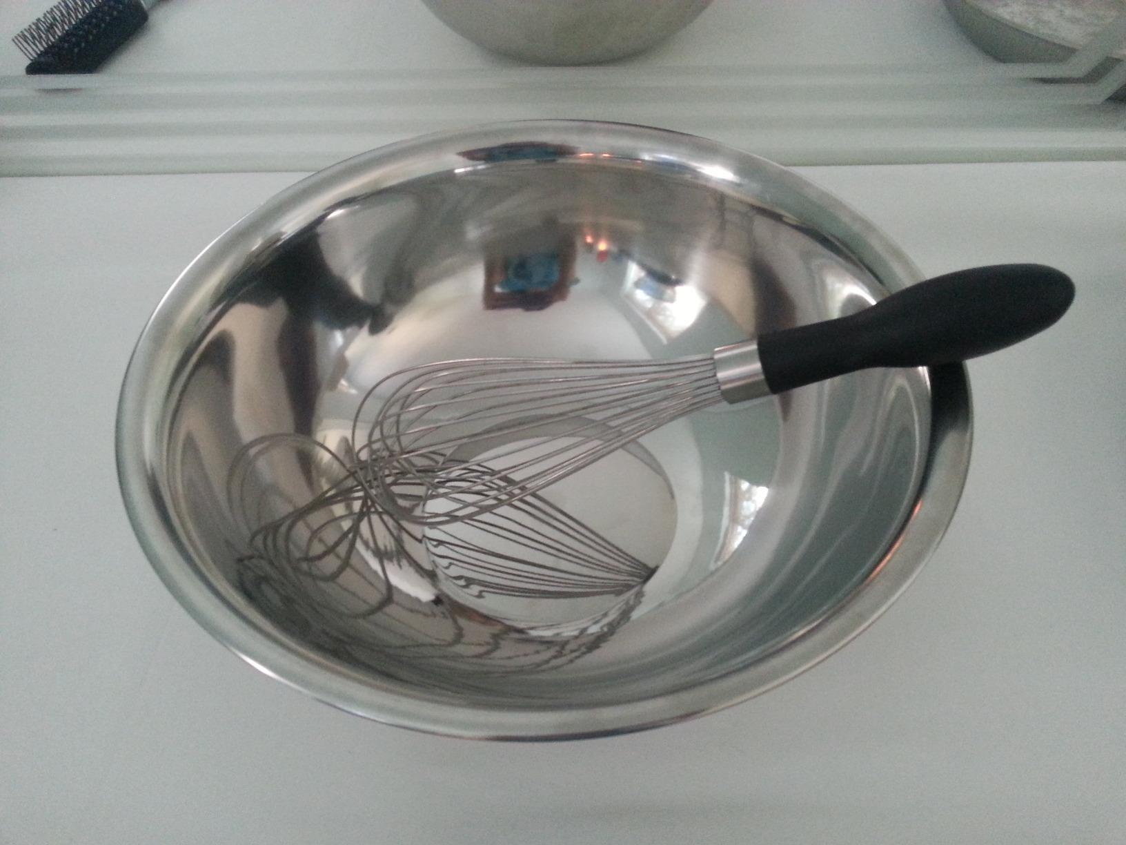 OXO Good Grips Balloon Kitchen Whisk - Stainless Steel, 11 Inch customer photo 2