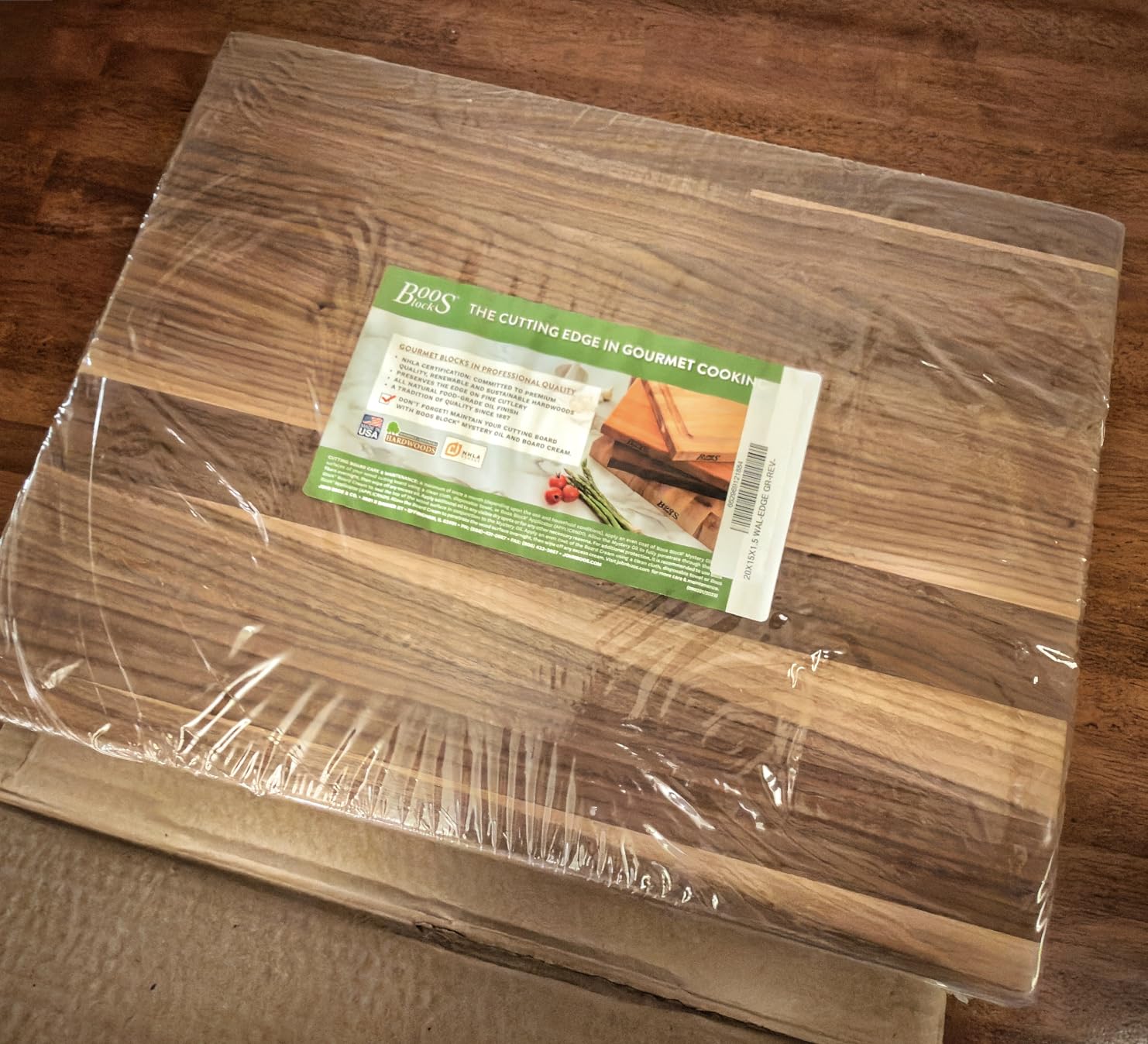 John Boos R-Board Series Rectangular Wooden Maple Cutting Board 20”x15” – 1.5” Thick, 12-lb Reversible Butcher Block with Edge-Grain & Finger Grips – Made in the USA customer photo 2