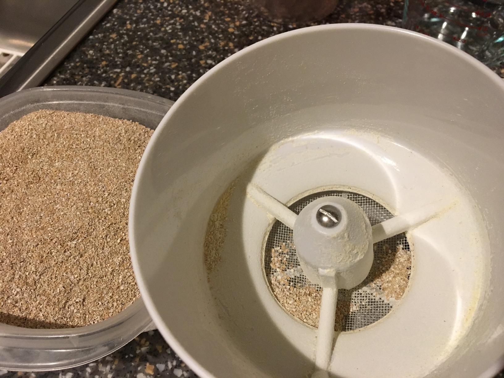 Norpro Battery-Operated Electric Flour Sifter – 5-Cup customer photo 1