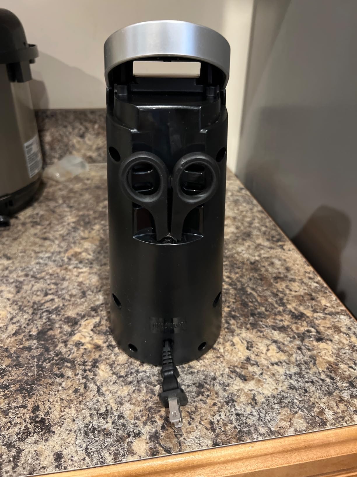 Hamilton Beach Smooth Touch Electric Can Opener With Easy Push Down Lever | Opens All Standard, Extra-Tall & Pop-Top Cans | Includes Stainless Steel Scissors | Black & Chrome | 76607J customer photo 2