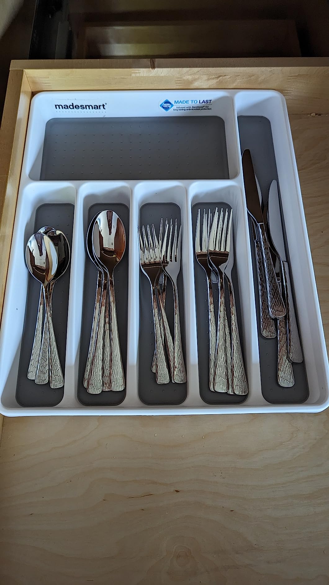 madesmart Classic 6 Compartment Silverware Tray, White customer photo 1