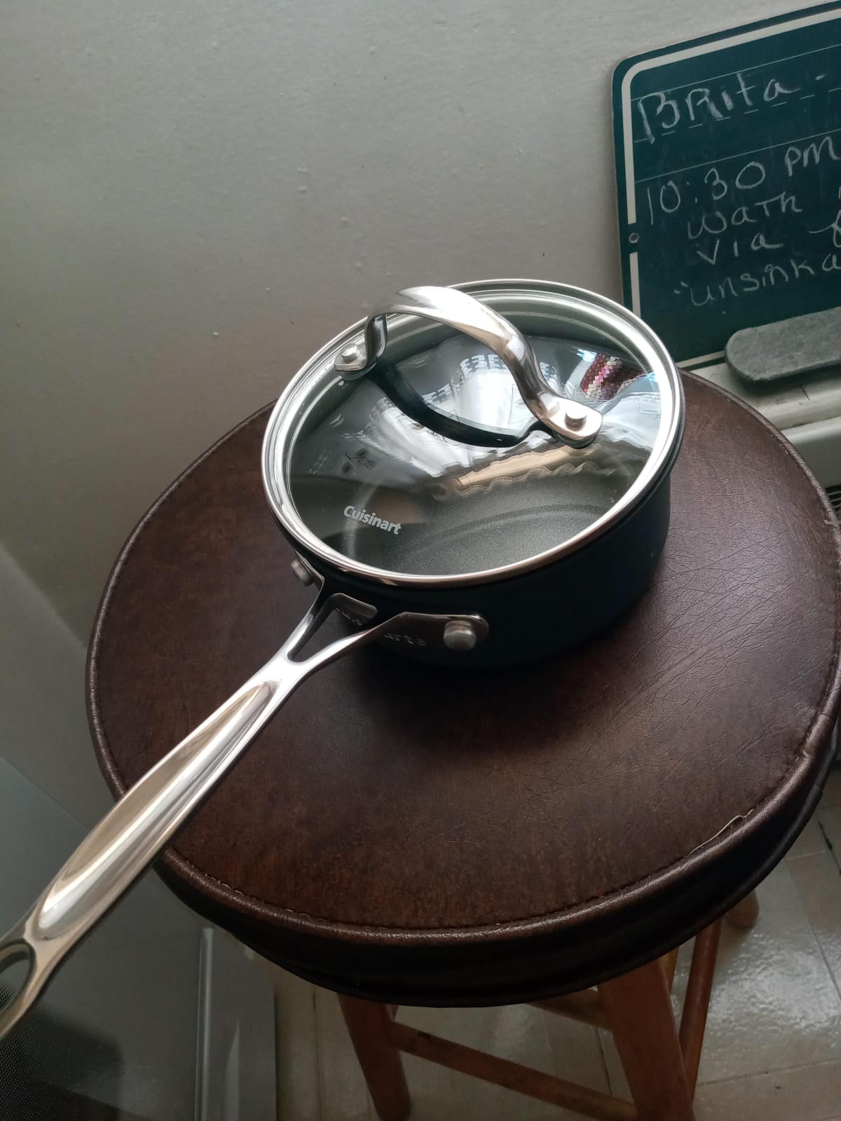 Cuisinart 1-Quart Saucepan, Chef's Classic Nonstick Hard Anodized Saucepan w/Cover, 619-14 customer photo 2