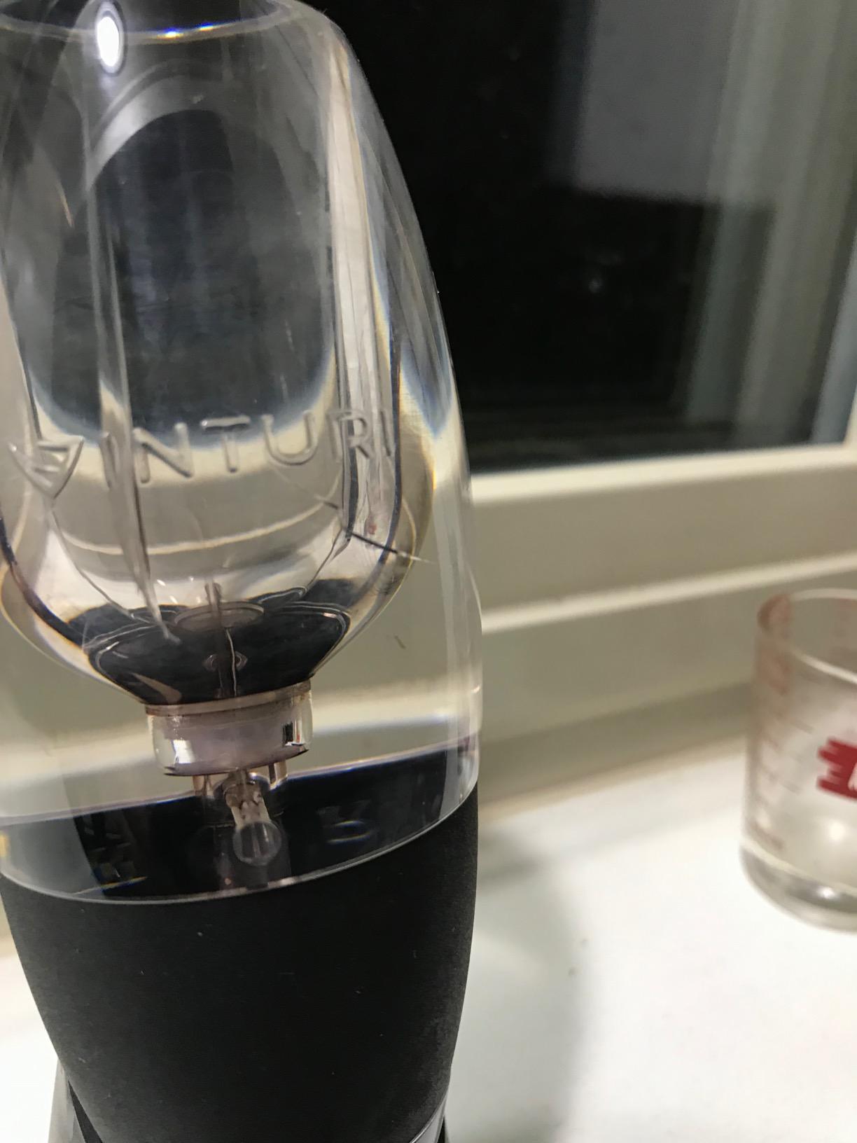 Vinturi Wine Aerator Deluxe Essential Red Wine Pourer and Decanter Tower Stand Set Easily and Conveniently Aerates Wine by the Bottle or Glass and Enhances Flavors with Smoother Finish, Black customer photo 1