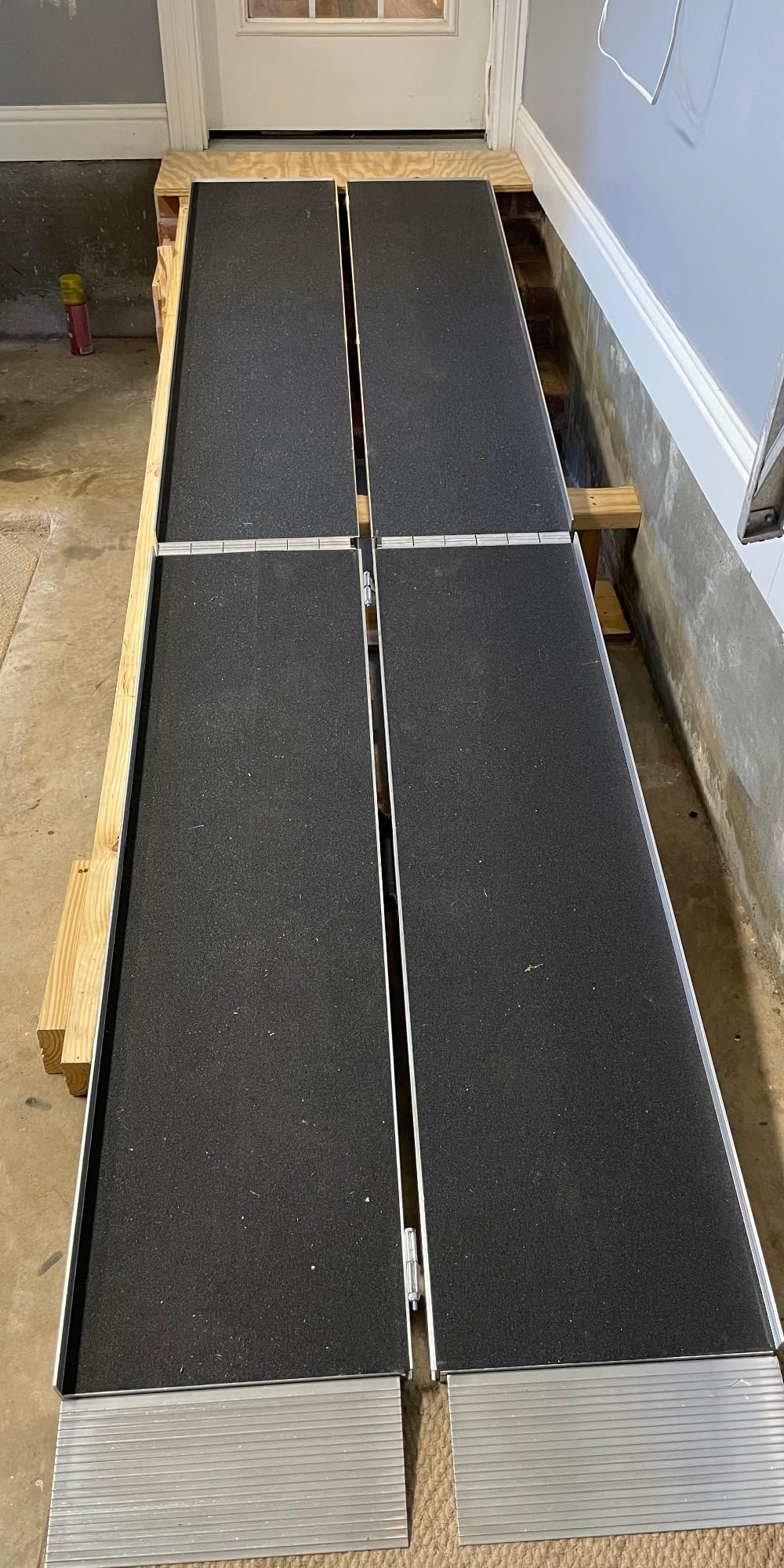 EZ-ACCESS Suitcase Trifold Wheelchair Ramp, Non Slip, 800 lb, Home, 8 ft customer photo 1