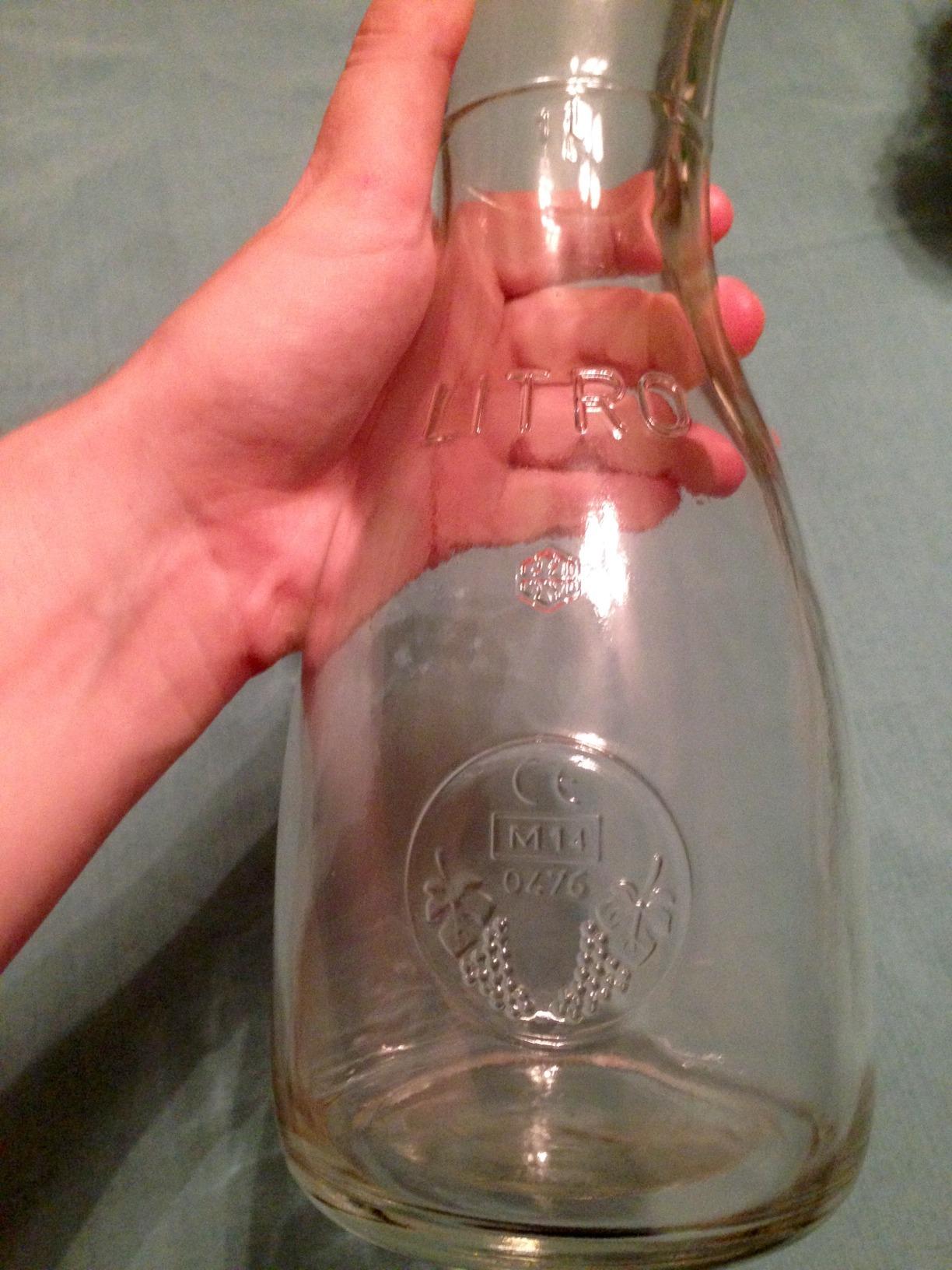 Bormioli Rocco Misura PZ Carafe, 33.75 oz - Embossed Marking, Wide Mouth & Lipped Rim for Easy Pouring - Thick Durable Glass for Water, Wine & Juice, Made in Italy, Dishwasher Safe customer photo 2