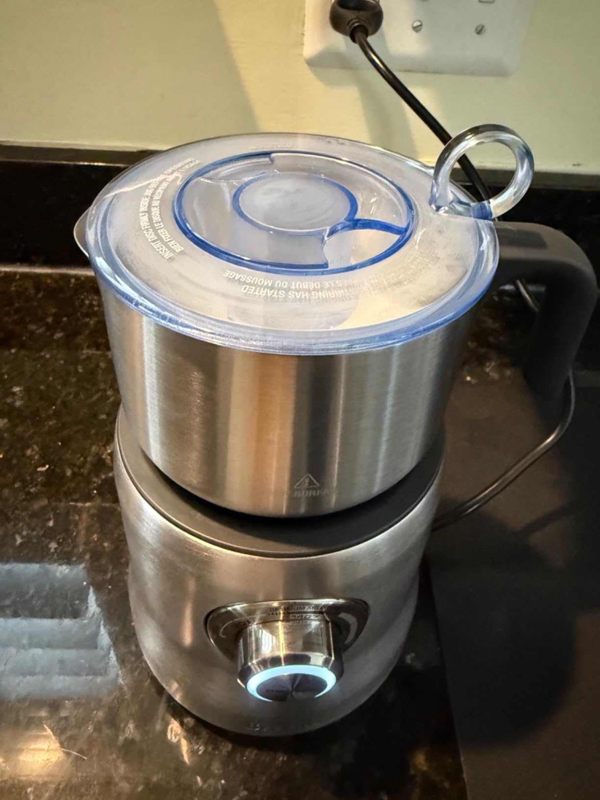 Breville BMF600XL Milk Café Frother, Brushed Stainless Steel | Easily craft rich and creamy hot milk drinks at home, including lattes, cappuccinos, chai tea, and hot chocolate customer photo 2