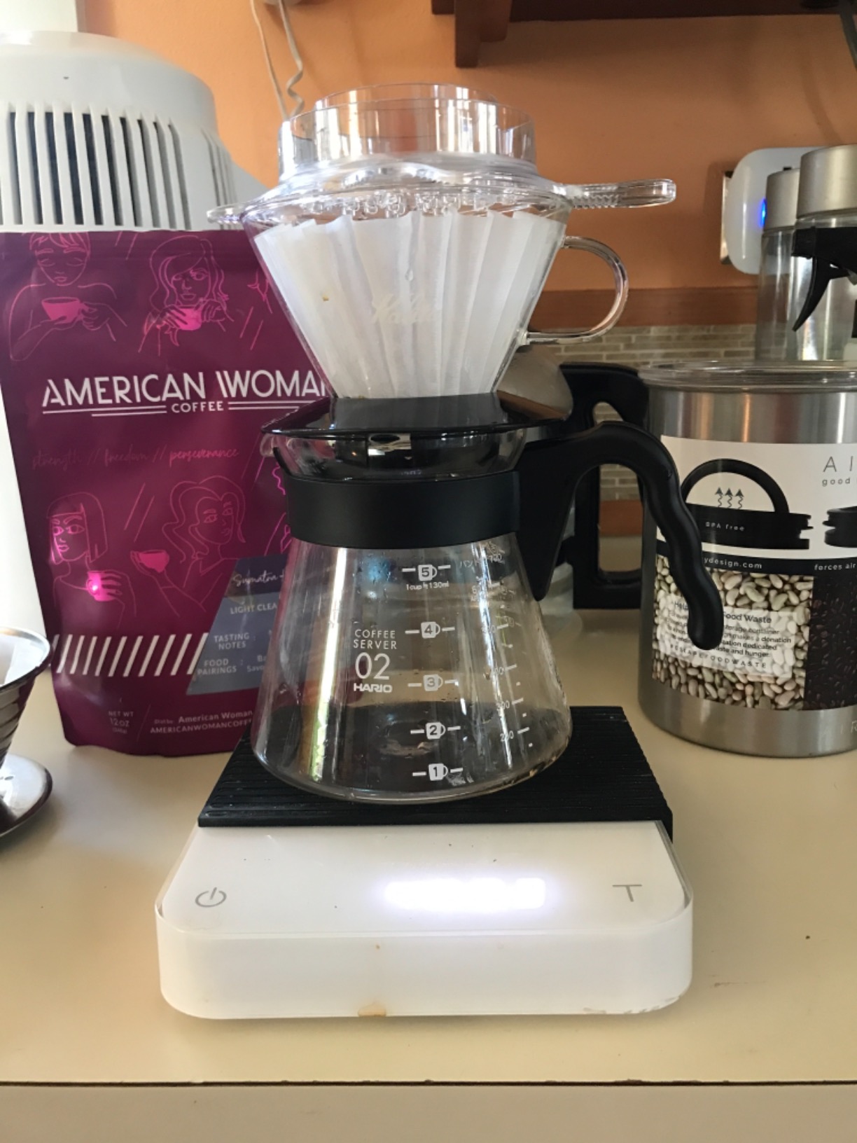 Kalita Wave Pour Over Coffee Dripper, Size 185, Makes 16-26oz, Single Cup Maker, Heat-Resistant Glass, Patented & Portable, black customer photo 1