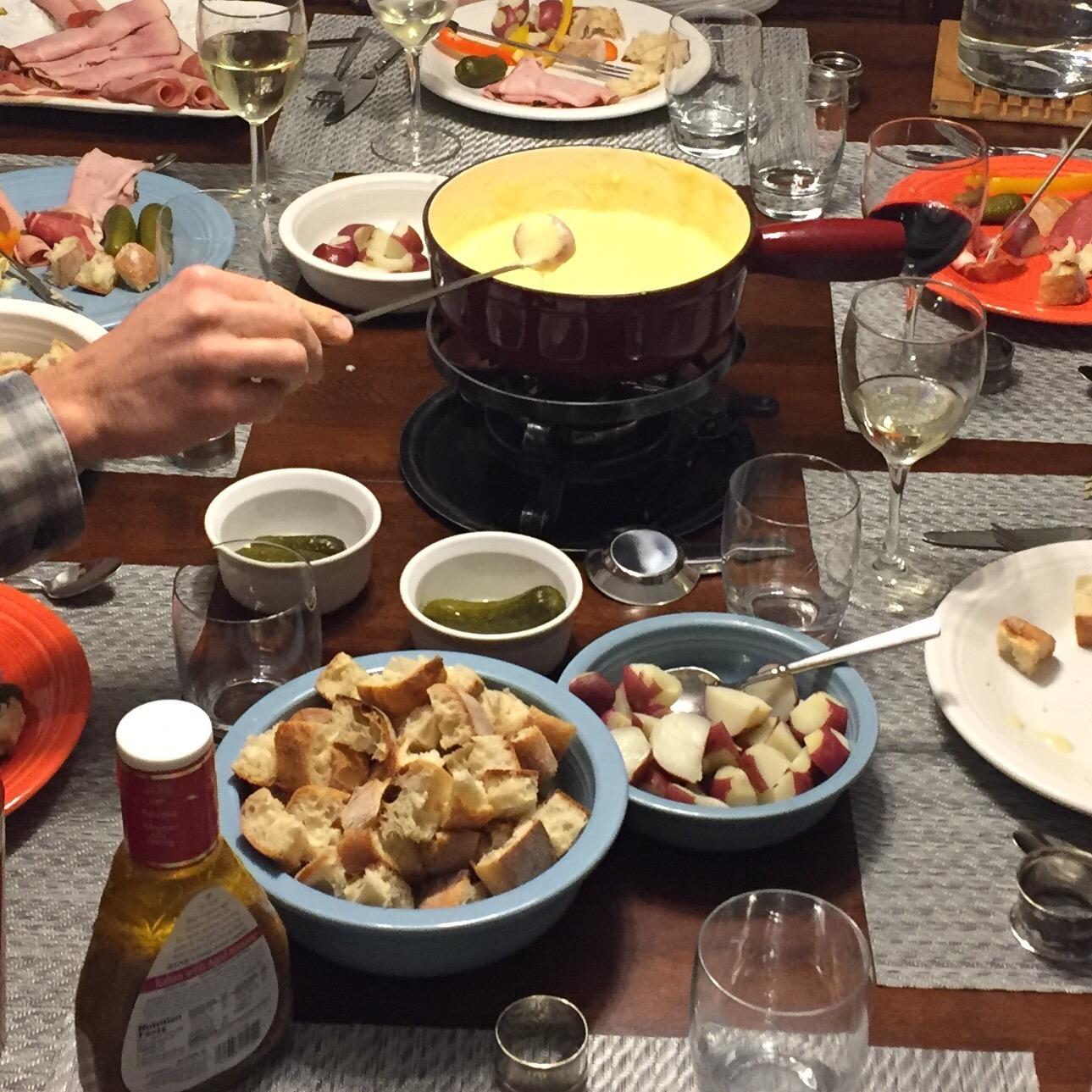 Swissmar Lugano Cast Iron Cheese Fondue Set, 9-Piece, 2 QT / 2 L - Ideal for Melting Cheese, Chocolates, Caramel, & More - Perfect for Kitchen Collection & Gift Giving - Cherry Red customer photo 1