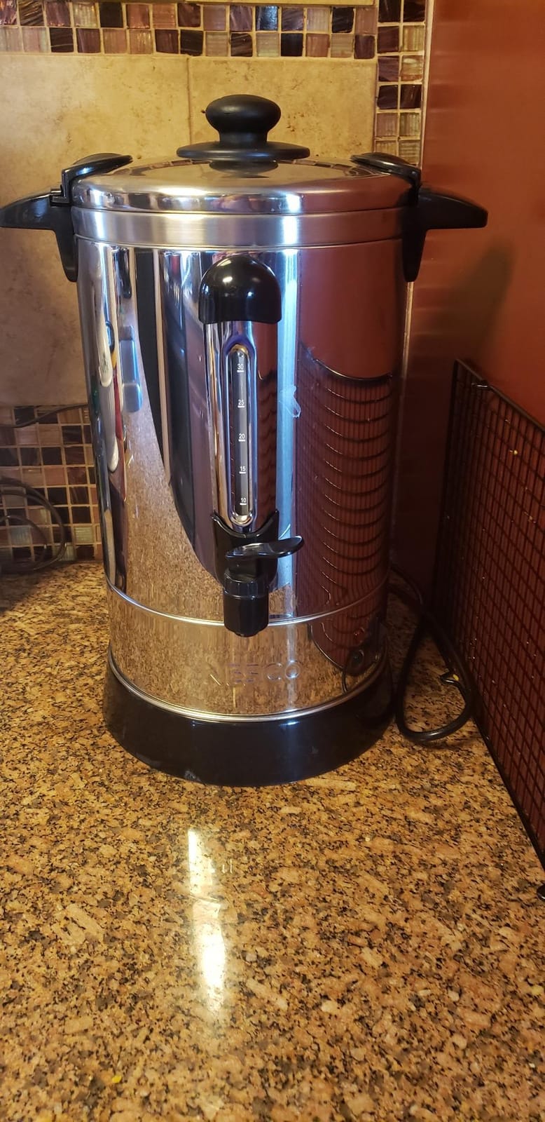 Nesco Professional Coffee Urn, 30 Cups, Stainless Steel customer photo 1