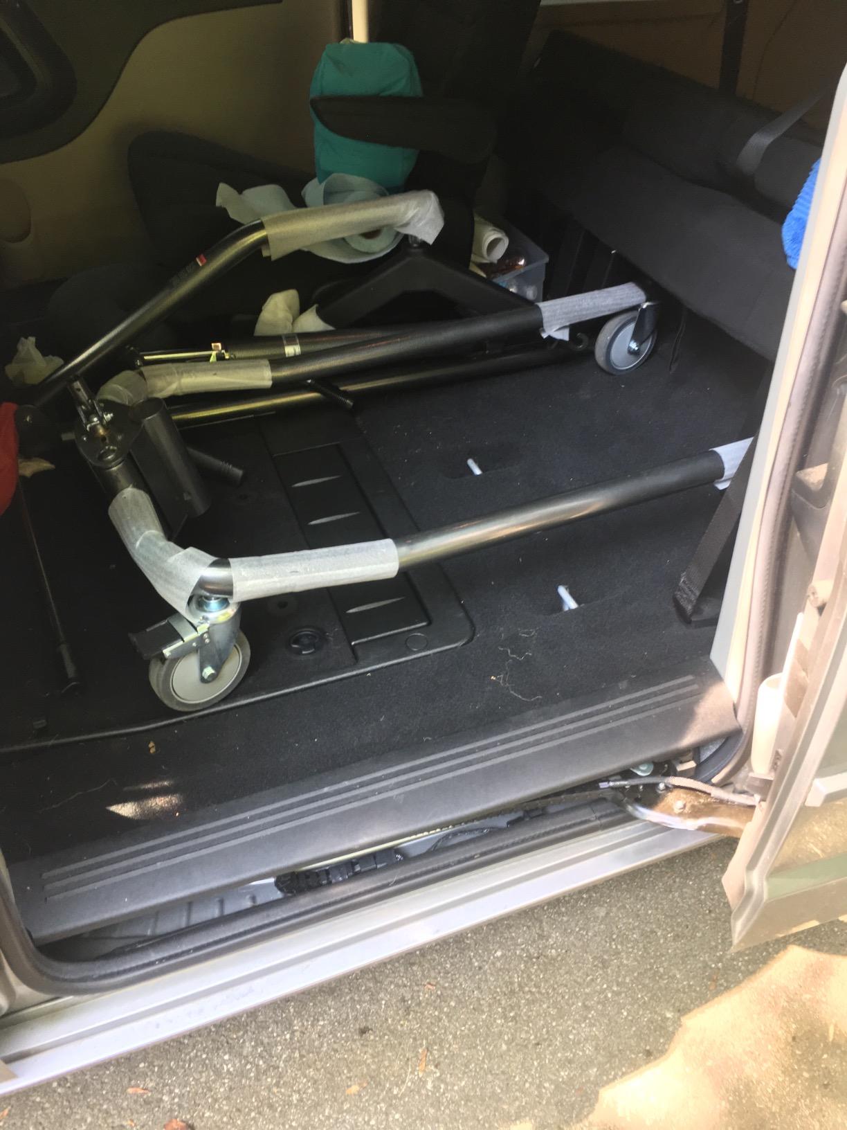 Drive Medical Handicap Hydraulic Lift, Silver Vein, 5 Inch customer photo 1