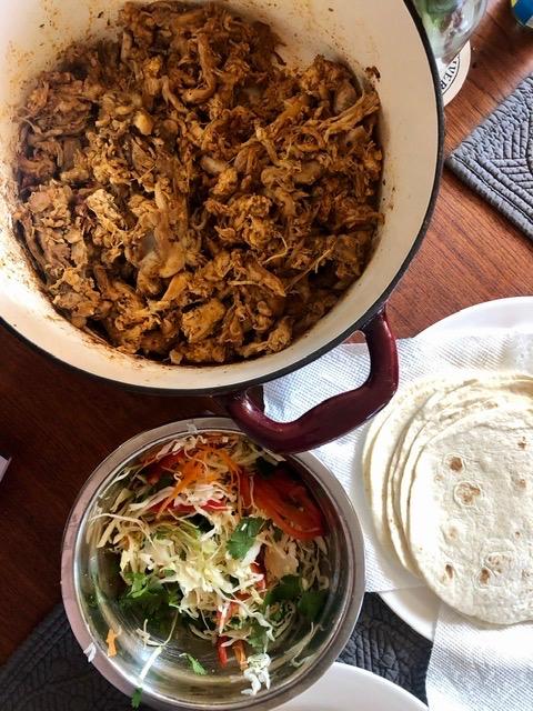 Tramontina Bestow Enameled Cast Iron 4-Qt Braiser Pan with Lid, Blue customer photo 2