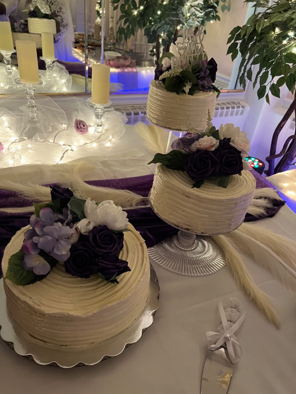 3 Tier Acrylic Wedding Cake Stand (STYLE R300) customer photo 1