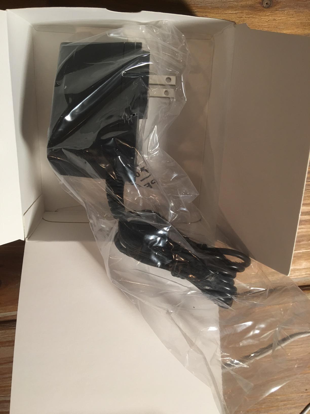 Bose Companion 2 Series III Multimedia Speakers - for PC (with 3.5mm AUX & PC Input) Black customer photo 1