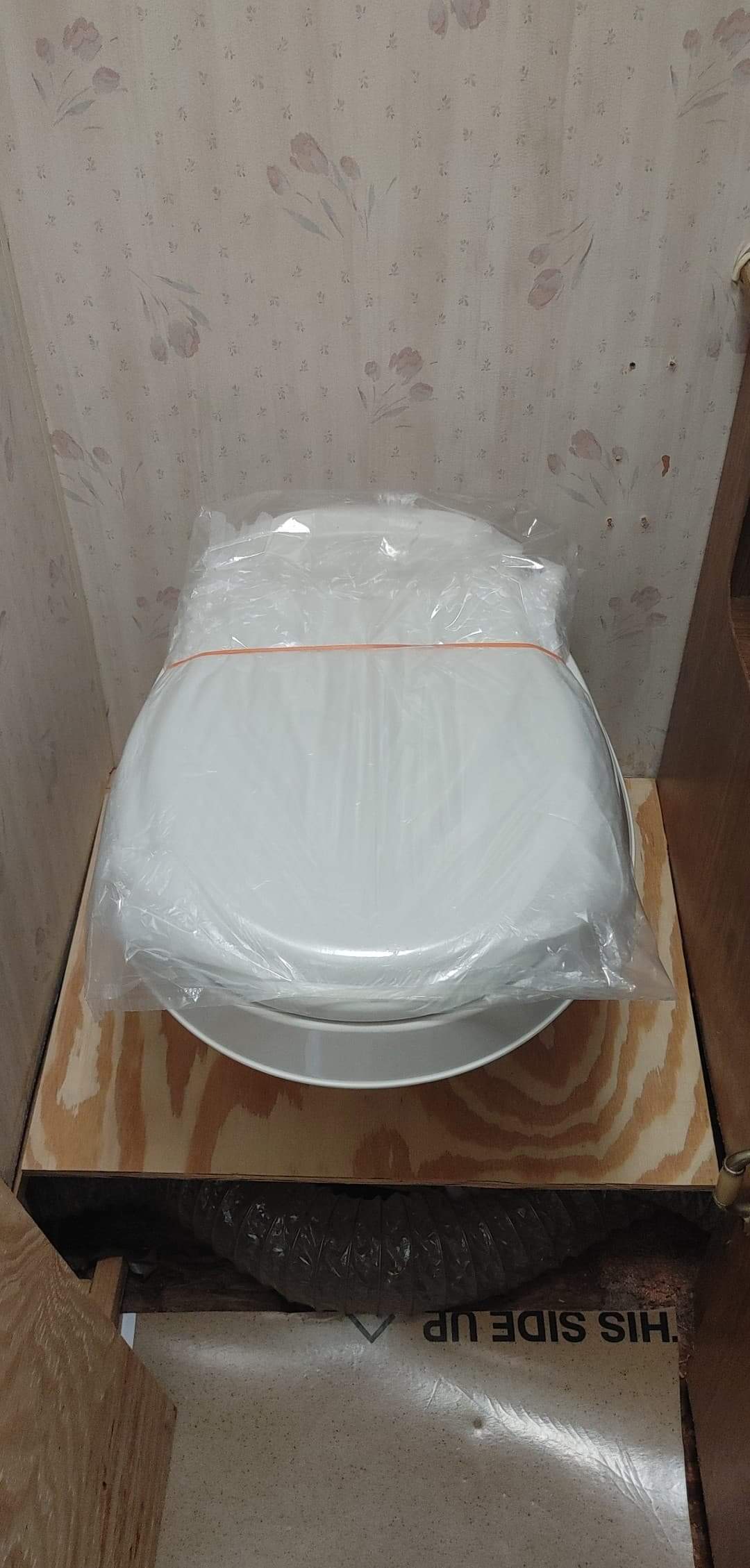 Dometic 301 Low Profile Toilet for RV, White customer photo 2