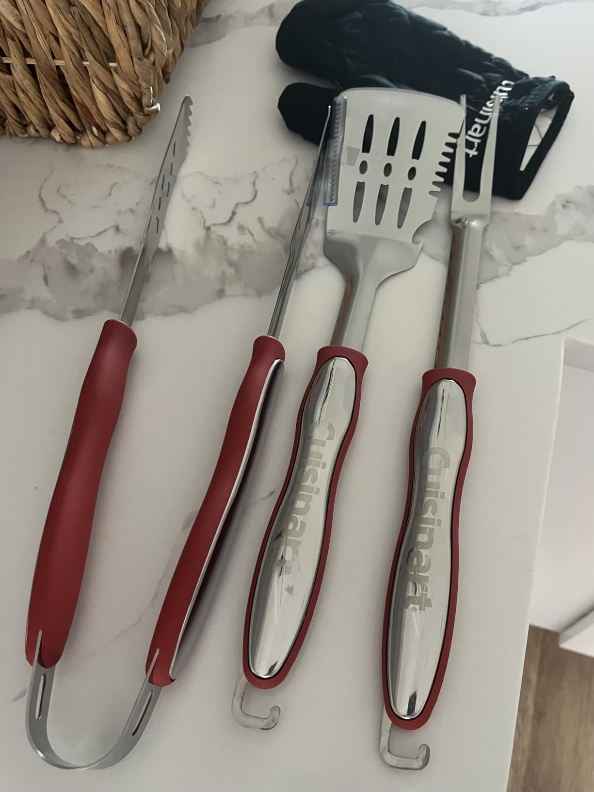 Cuisinart 3‑Piece Stainless Steel BBQ Grilling Tool Set with Grill Glove – Outdoor Grill Accessories, Perfect Grilling Gift for Men, Dads & Grill Masters, CGS-134BL customer photo 2