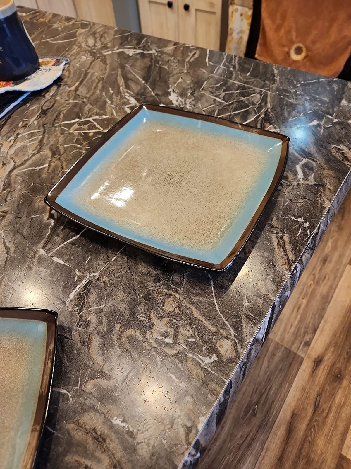 Gibson Elite Tequesta Square Reactive Glaze Stoneware Plates and Bowls Dishes Dinnerware Set, Service for 4 (16pcs), Taupe customer photo 2
