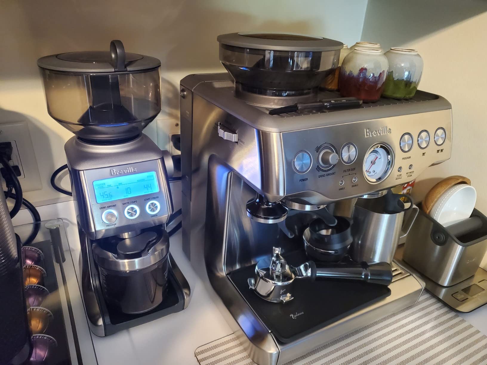 Breville BCG820BSS Smart Grinder Pro, Brushed Stainless Steel | Grind coffee and espresso beans precisely with programmable conical burr grinder including 60 settings for any brew method customer photo 1