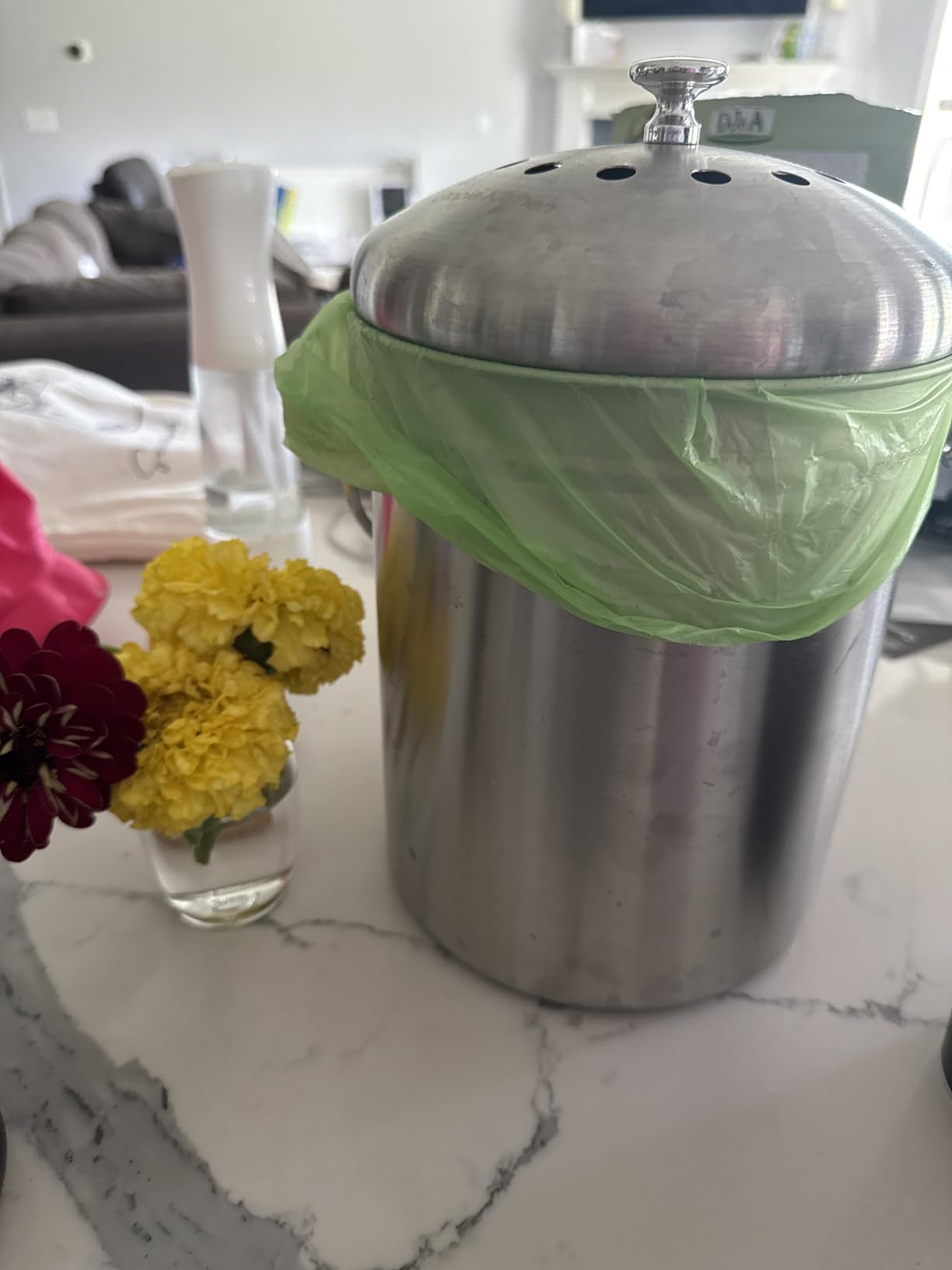 Utopia Kitchen Countertop Compost Bin 1.3 Gallon, Stainless Steel, Silver customer photo 1
