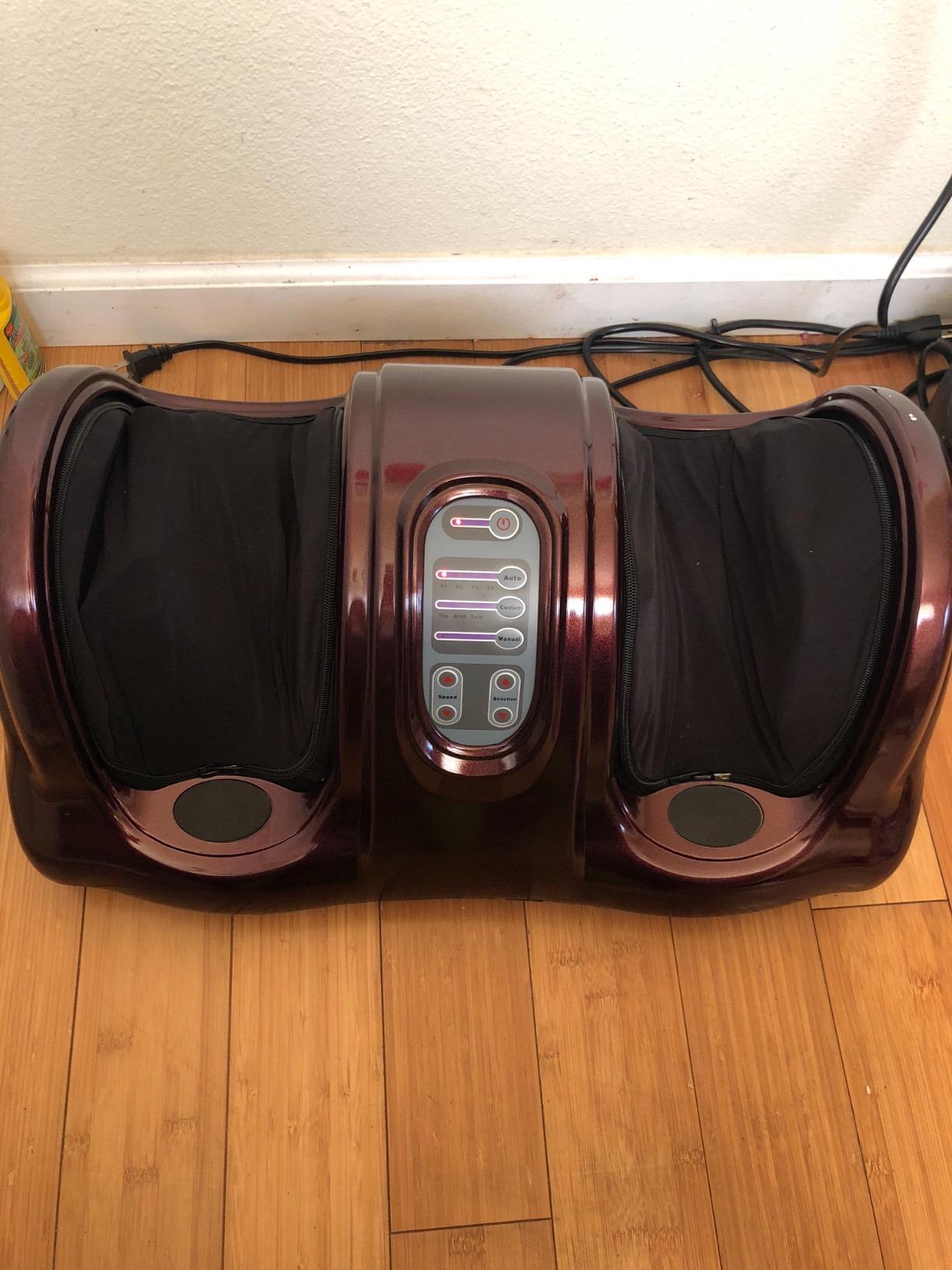 Giantex Shiatsu Foot Massager Machine, Deep Kneading Rolling Massage for Feet, Leg Calf Ankle, Electric Massager w/Remote, 4 Massage Modes, Burgundy customer photo 1