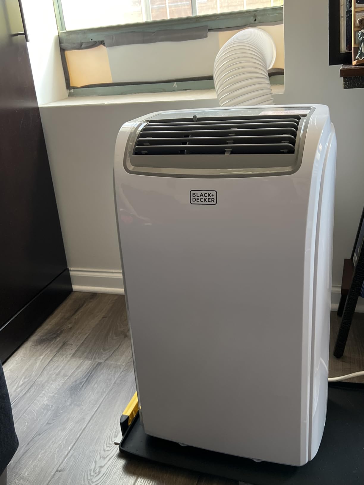 BLACK+DECKER Smart Portable Air Conditioner with Heat, 14,000 BTU, White | 10,200 BTU SACC Cooling, 12,000 BTU Heating for Rooms up to 700 Sq. Ft., 4-in-1 Portable AC, Fan and Dehumidifier customer photo 2