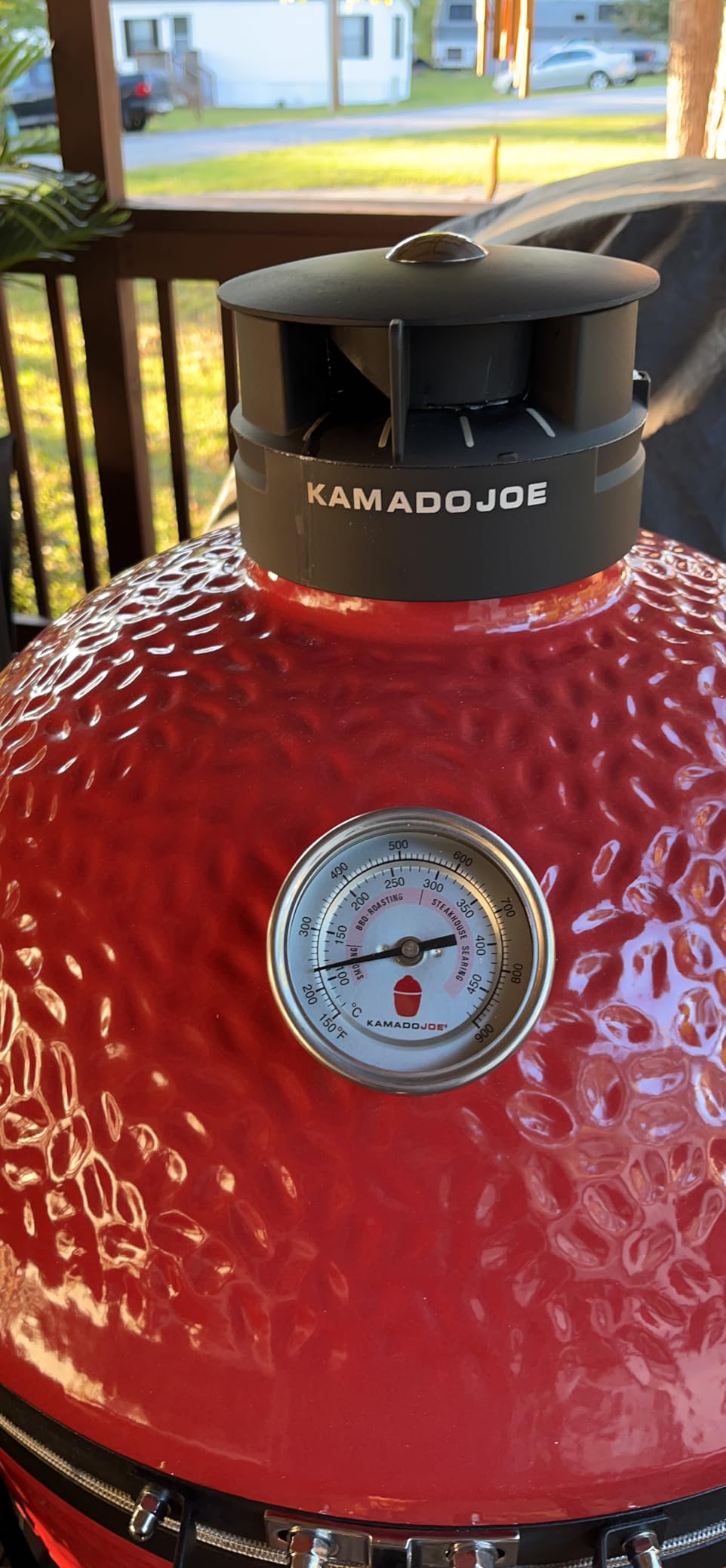 Kamado Joe Classic Joe Series II 18-inch Ceramic Charcoal Grill and Smoker with Cart, Side Shelves, Stainless Steel Grates and 250 Cooking Square Inches in Red, Model KJ-23RHC customer photo 2