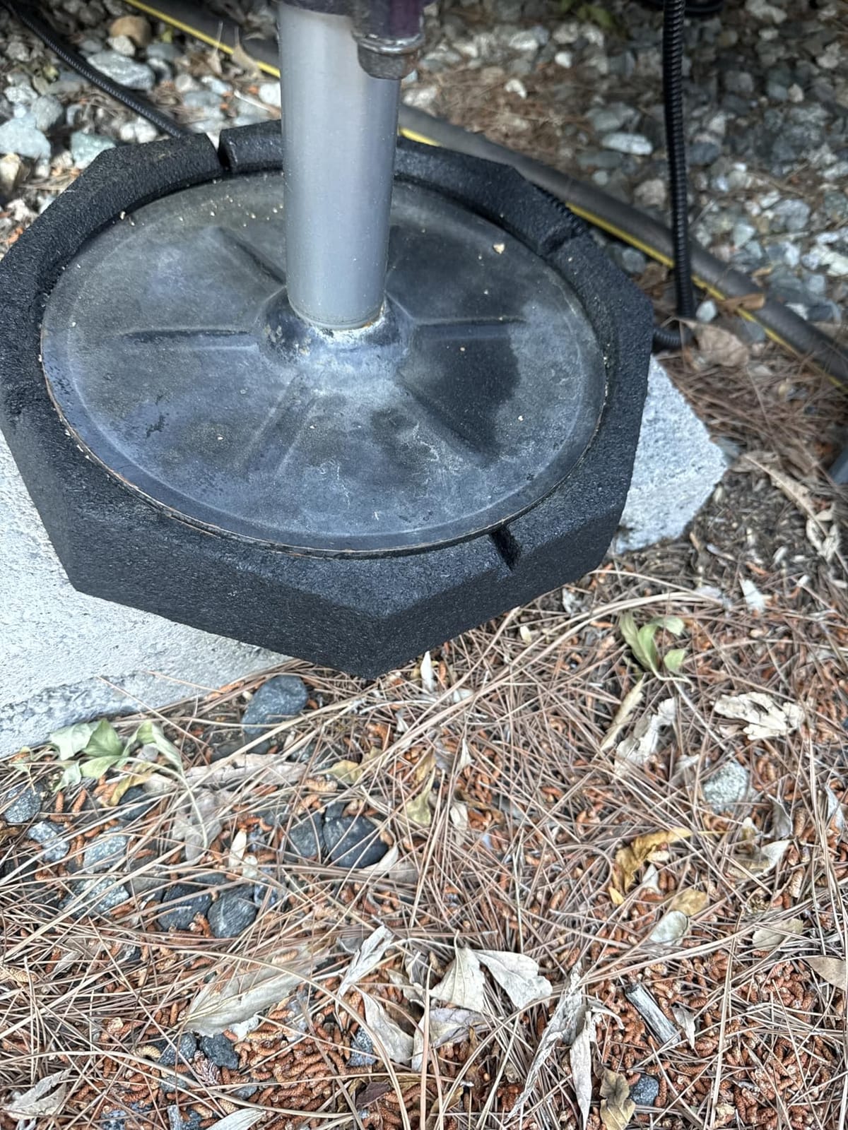 SnapPad Xtra (4-Pack) | Four-Point RV Leveling System Featuring 9” Round Jack Feet | Adds 61% Additional Surface Area for Stability, 5 lbs Per Pad & 11” Total Width | Must-Have RV Accessories customer photo 1