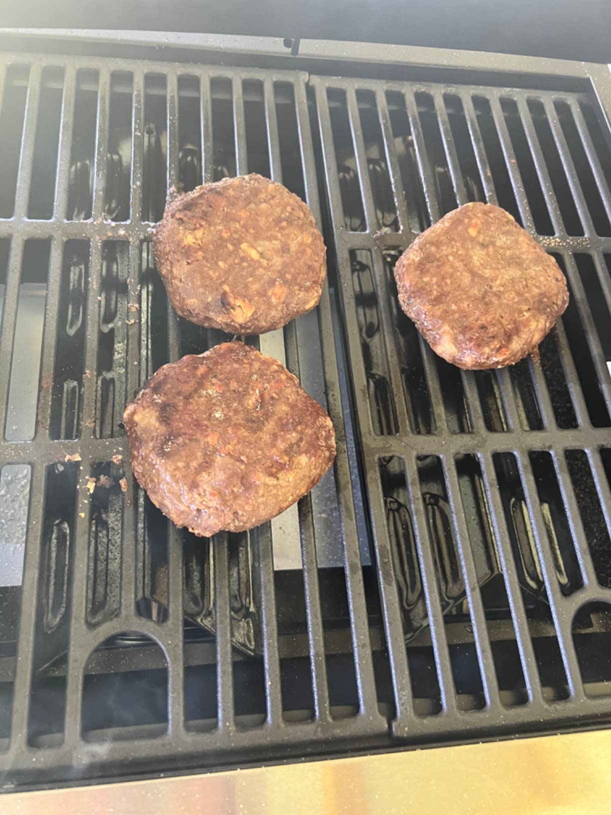 Royal Gourmet GD401C 4-Burner Gas Grill and Griddle Combo with Cover, Propane Griddle Grill Combo with 48,000 BTUs, Folding Legs customer photo 1