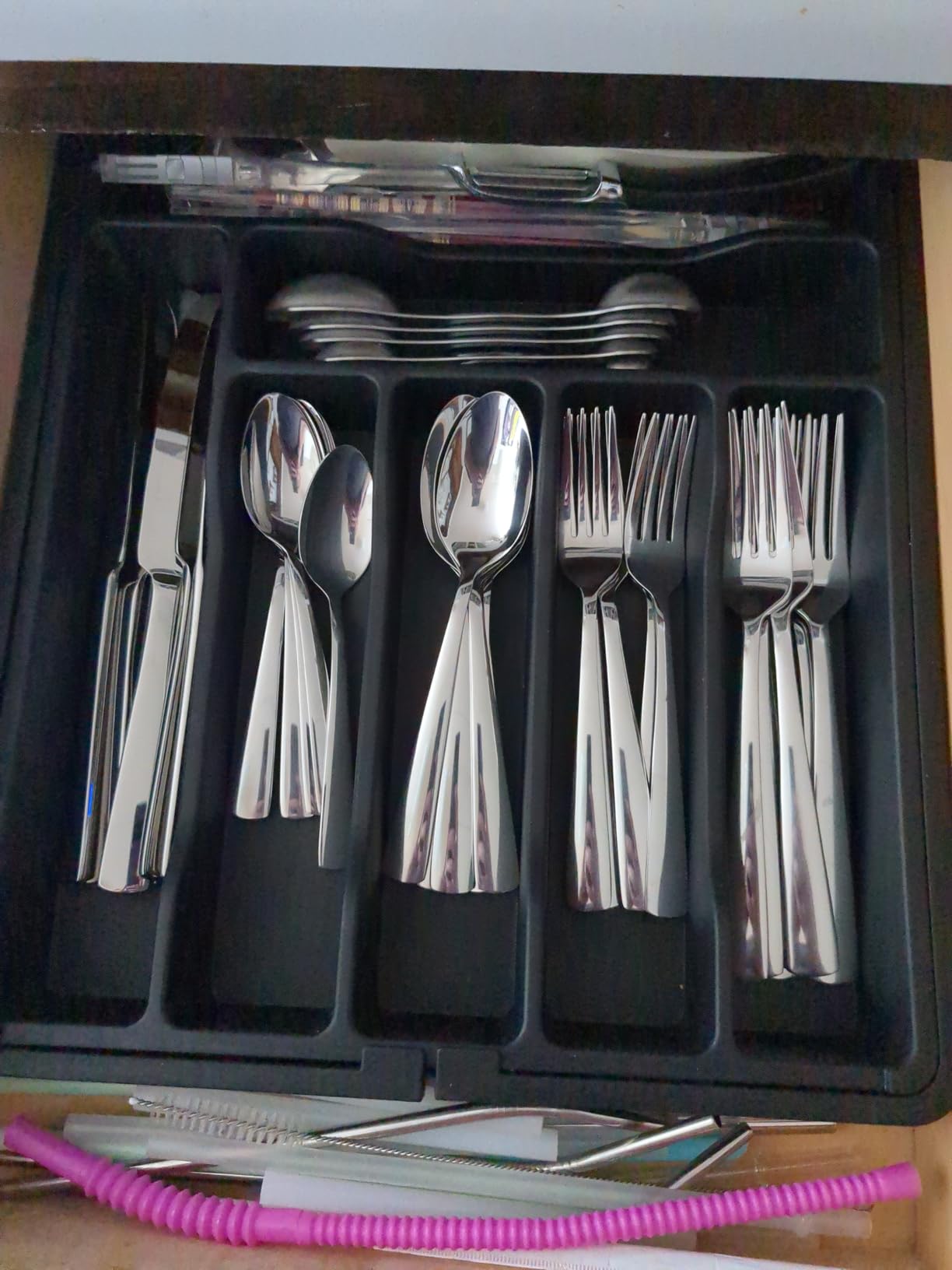 Silverware Set for 8, 45 Piece Stainless Steel Kitchen Utensils Cutlery Set customer photo 1