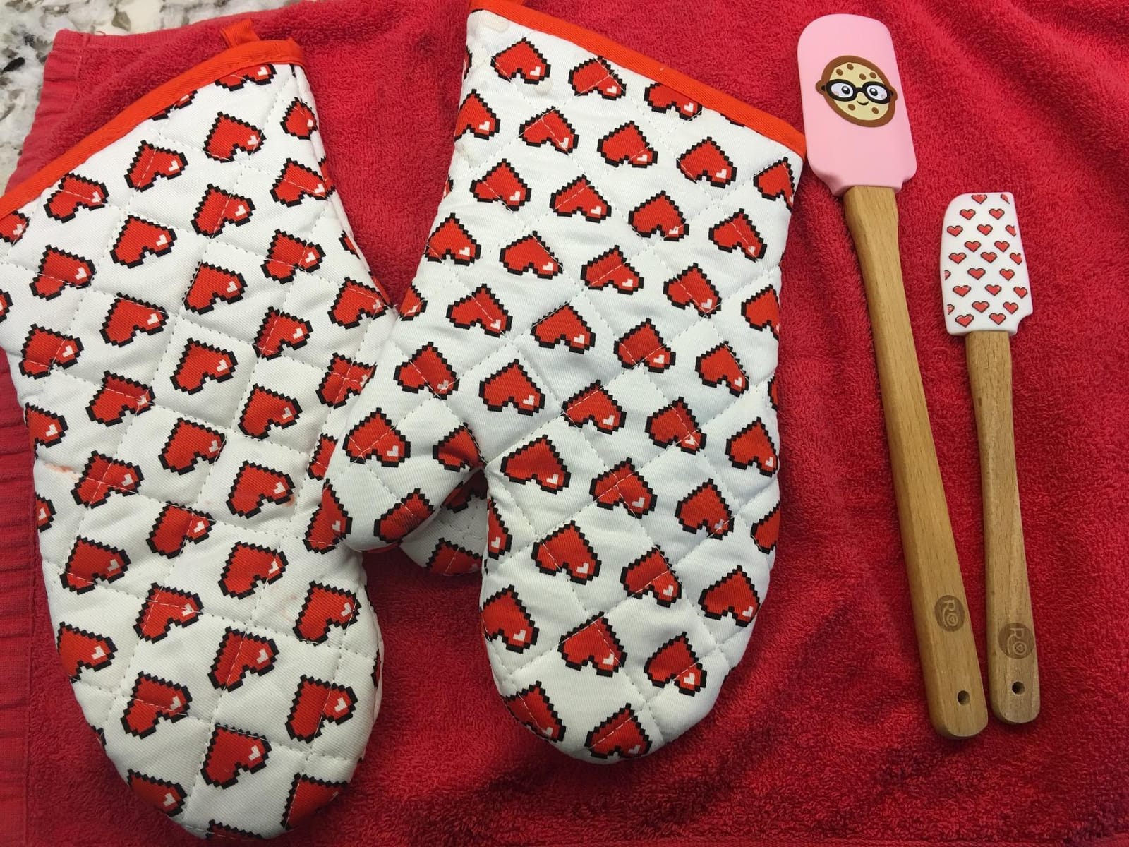 Rosanna Pansino Nerdy Nummies Beginning Baker Gift Set by Wilton customer photo 1
