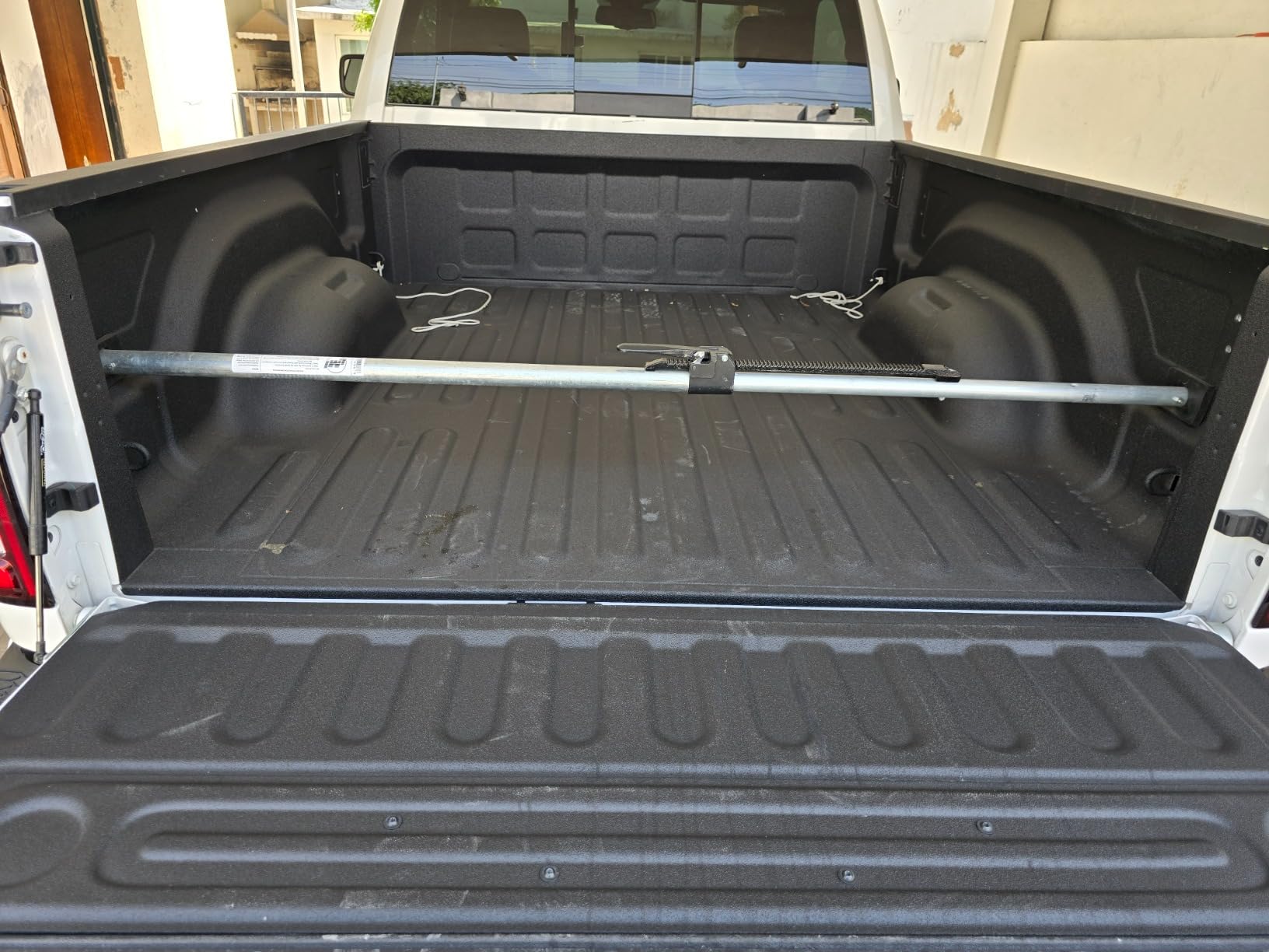 Steel Cargo Pickup Truck Bar 59