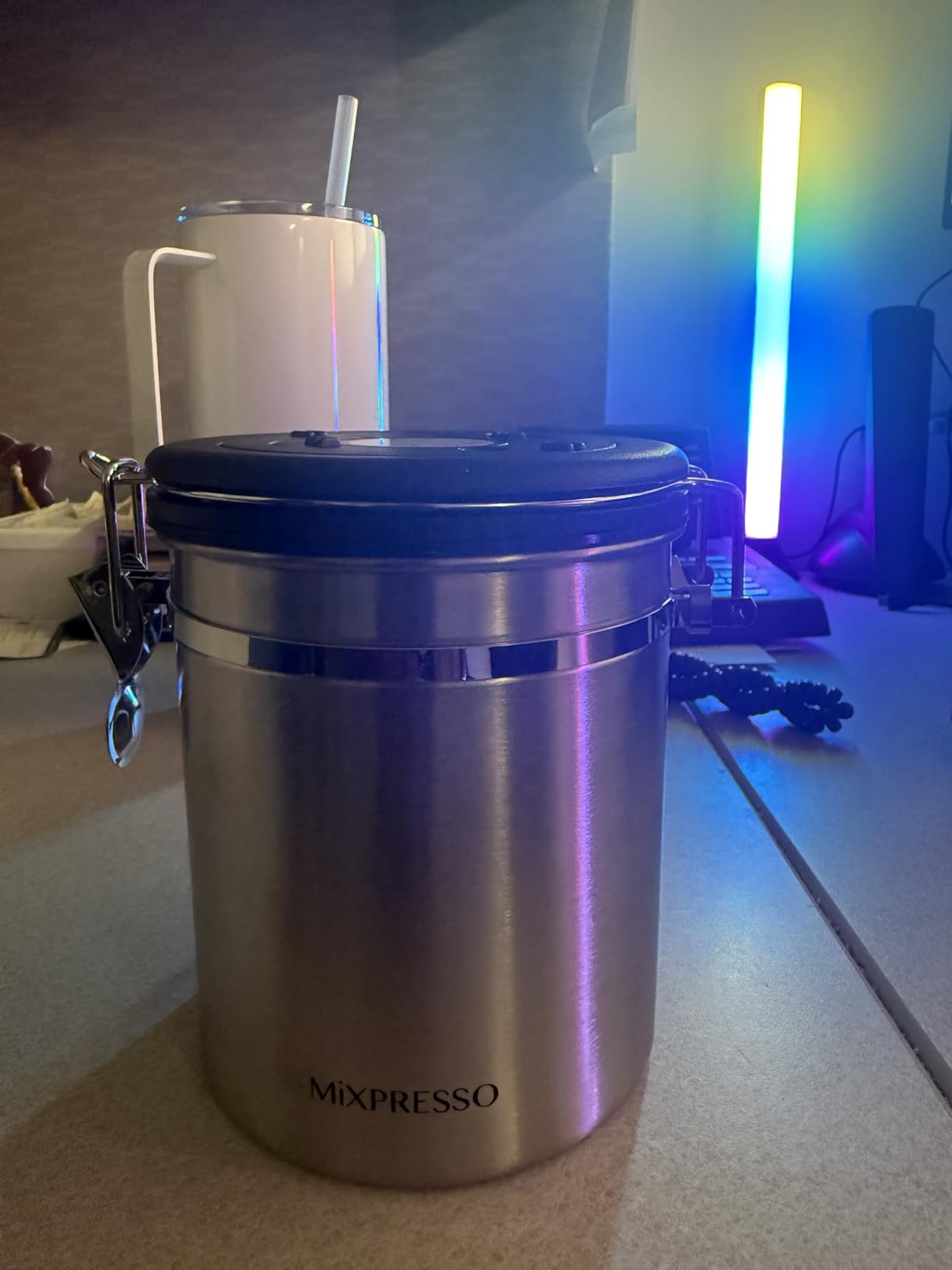 Mixpresso Coffee Canister, Airtight Coffee Bean Storage Container 16oz customer photo 1