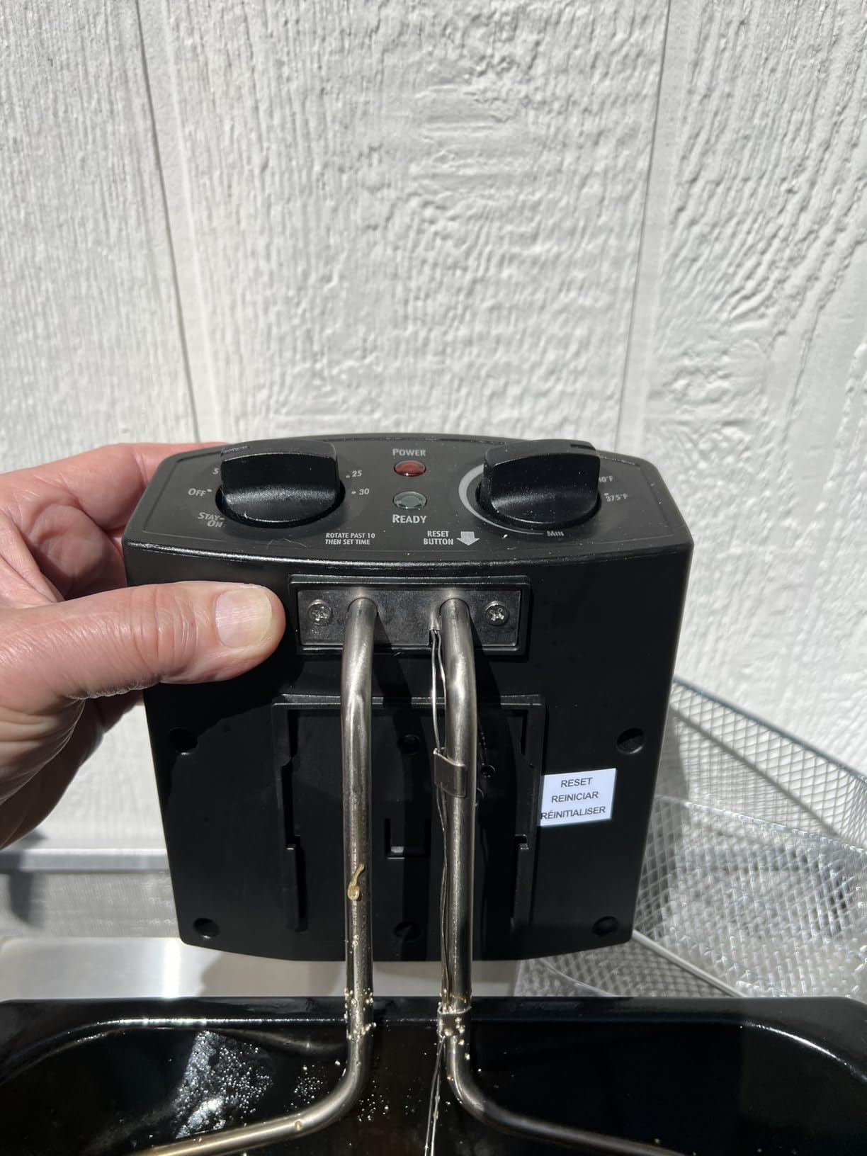 Hamilton Beach Electric Deep Fryer with Basket and Lid, 4.5 Liters / 19 Cups Oil Capacity customer photo 1