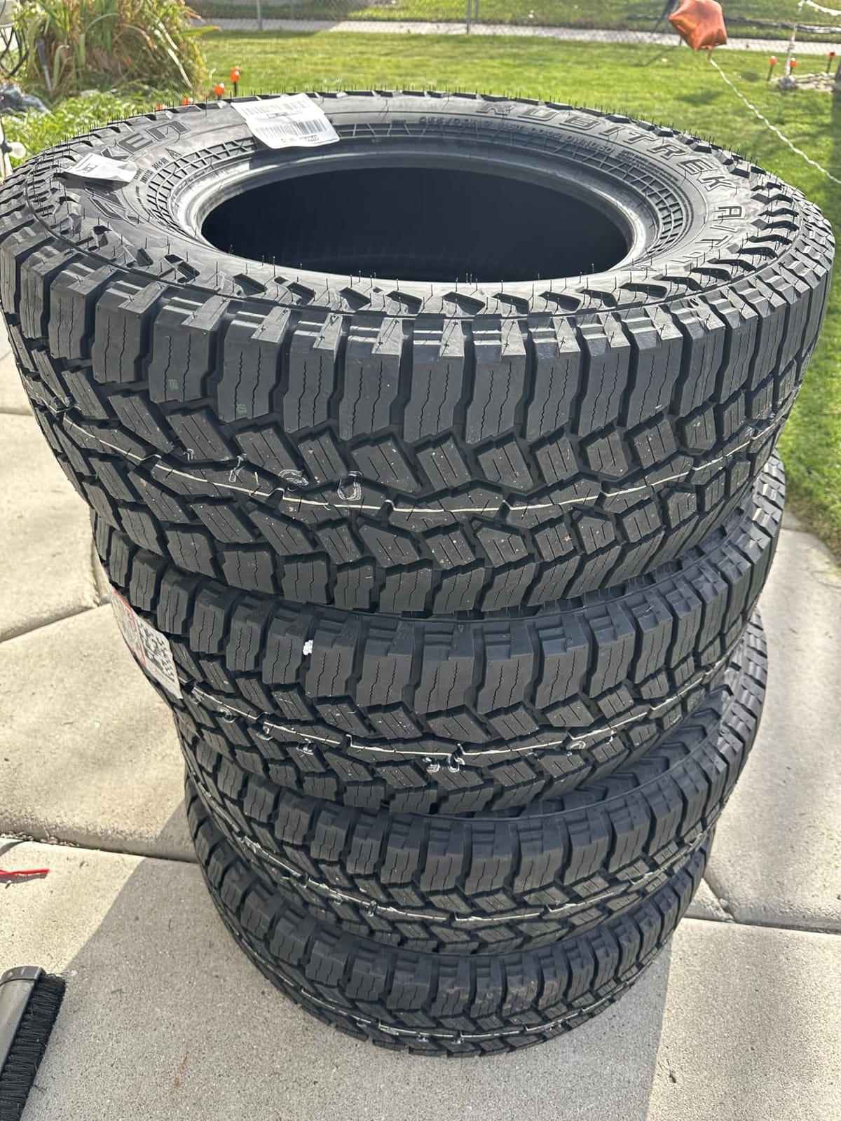 Falken Rubitrek A/T All Terrain 265/70R17 115T Light Truck Tire customer photo 1