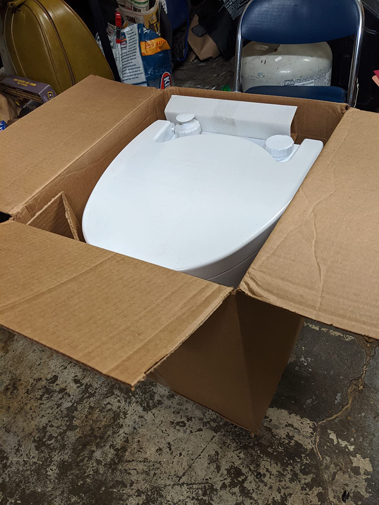 Camco RV Premium Travel Toilet - Features a 5.3-Gallon Detachable Holding Tank, Pump Flush Design & Spring-Loaded Latch (41544) customer photo 1