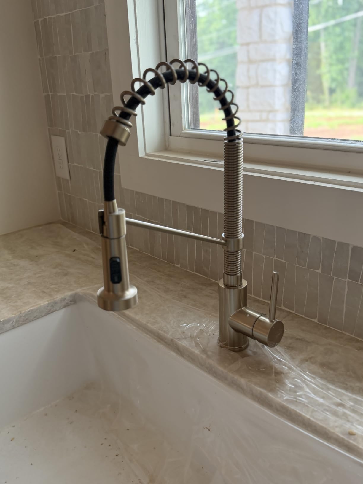 KRAUS Matte Black 18.75 in Pull Down Kitchen Faucet KPF-1610MB customer photo 2