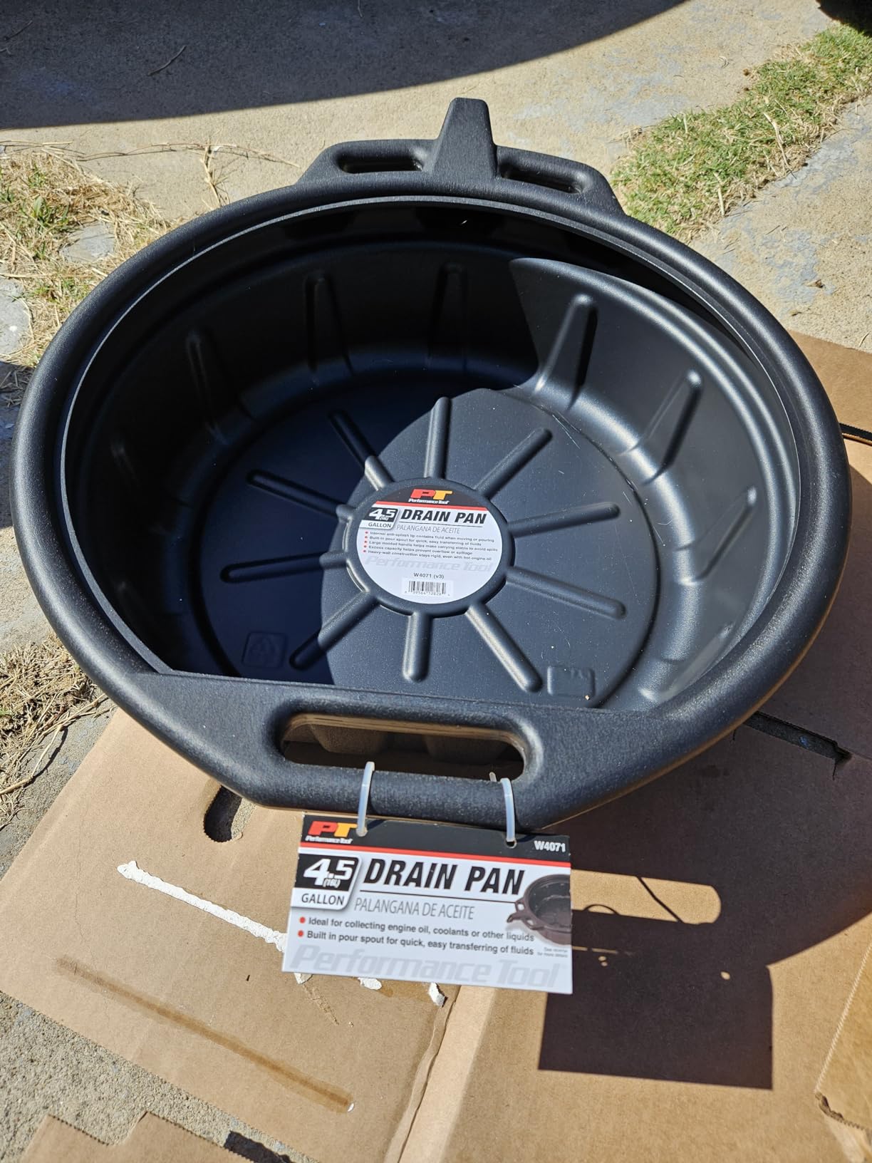 Performance Tool W4071 4.5 Gallon Black Oil Drain Pan customer photo 2