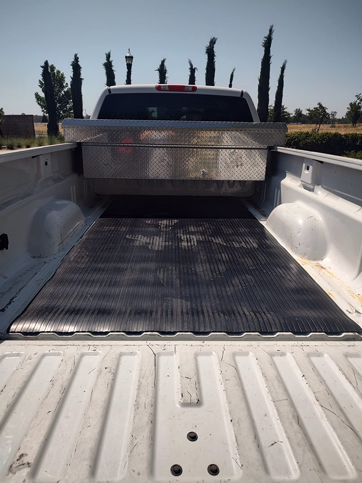BDK M330 Heavy-Duty Truck Utility Bed Mat – Extra-Thick 4' x 8' Rubber Cargo Liner, Durable All-Weather Protection, Trim-To-Fit Design, Black customer photo 2