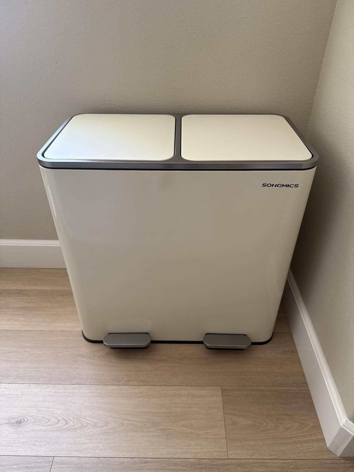SONGMICS Trash Can, 2 x 8 Gallon (2 x 30 L), Silver and Black customer photo 1