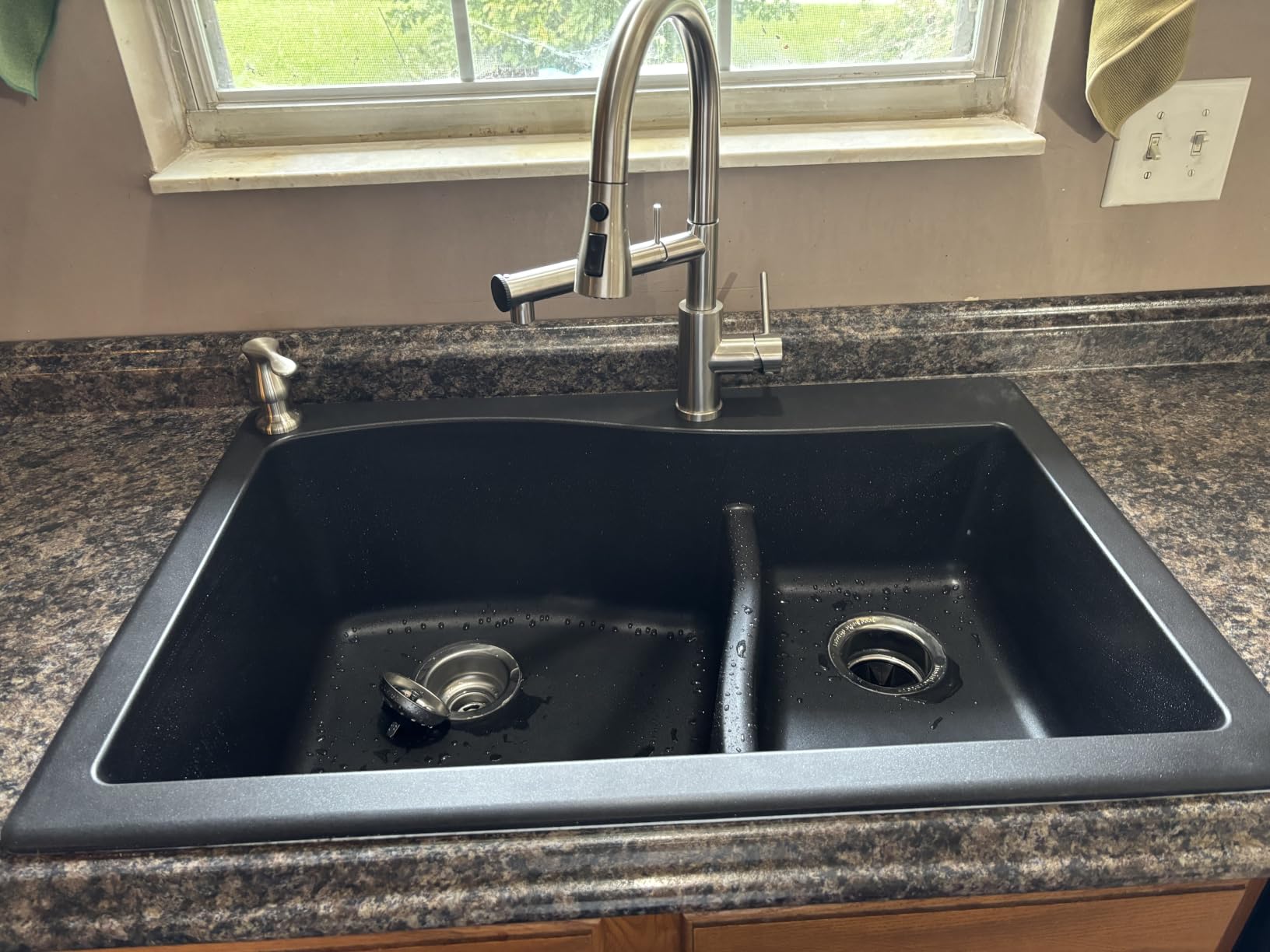 KRAUS Quarza 33-inch Drop-In/Undermount 60/40 Double Bowl Granite Kitchen Sink in White, KGD-442WHITE customer photo 2