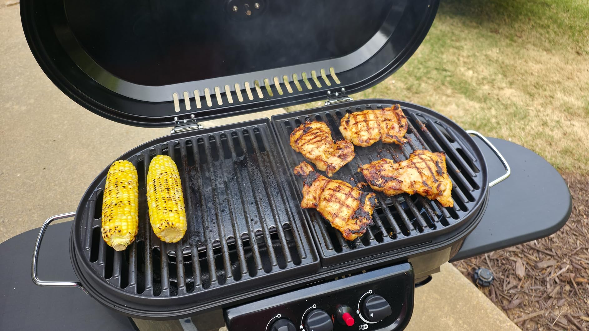Coleman RoadTrip 285 Portable Stand-Up Propane Grill with 3 Adjustable Burners & Instastart Ignition, 20,000 BTUs customer photo 2