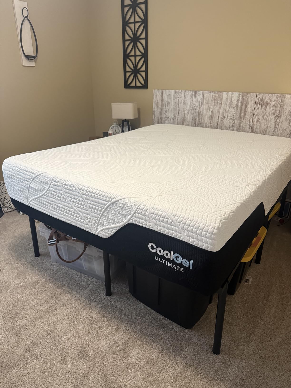 Classic Brands Cool Gel Chill Memory Foam 14-Inch Mattress with 2 BONUS Pillows | CertiPUR-US Certified | Bed-in-a-Box, Queen customer photo 2