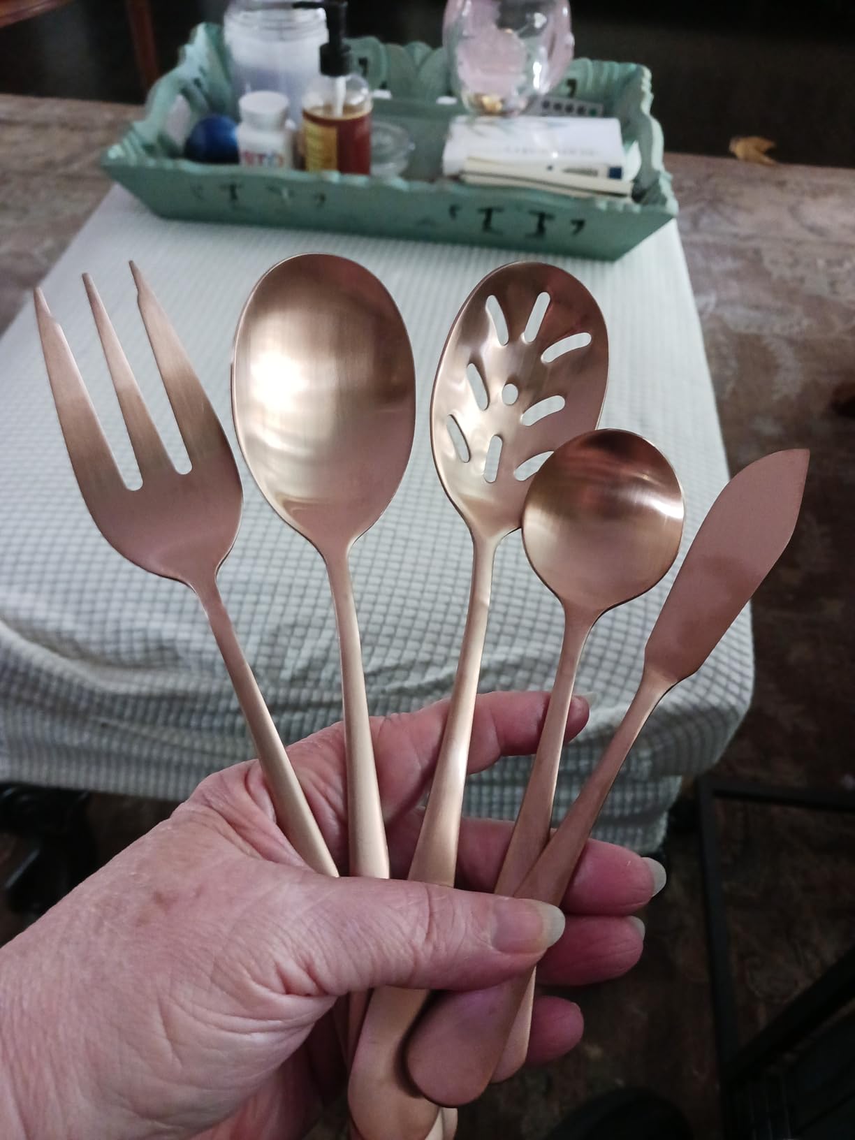 SHARECOOK 5-Piece 18/0 Stainless Steel Serving Set,Large Hostess Set with Round Edge,Mirror Finished,Dishwasher Safe -Spoons, Forks,Butter Knife& Slotted Spoon(Serving set, Silver) customer photo 2